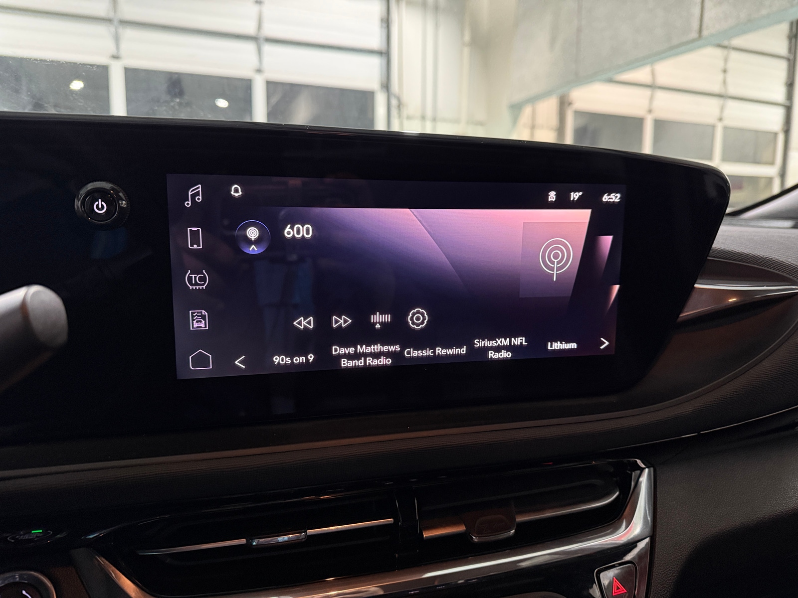 Thumbnail: 2025 Buick Envista - 3