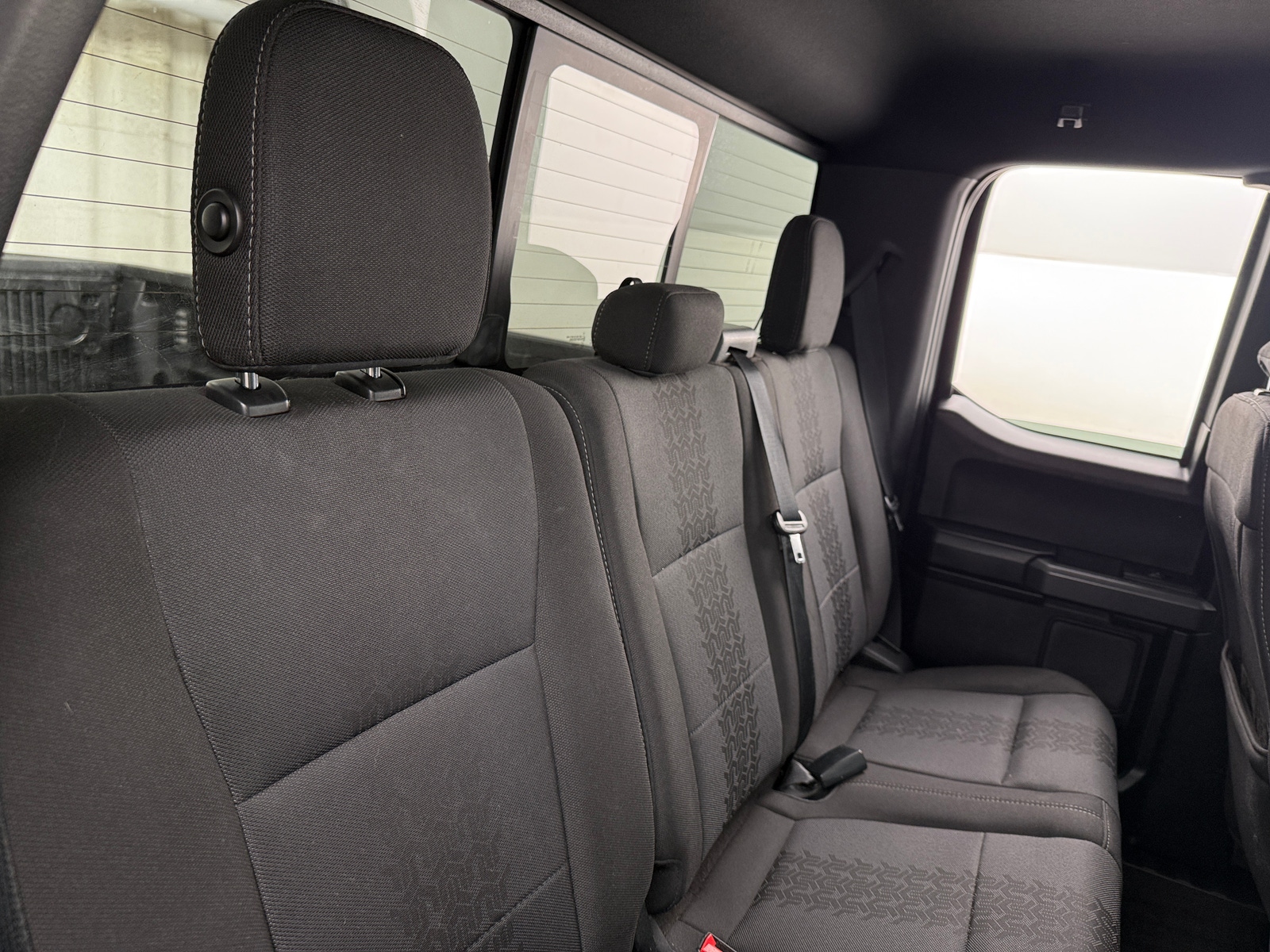 Thumbnail: 2018 Ford Econoline - 6