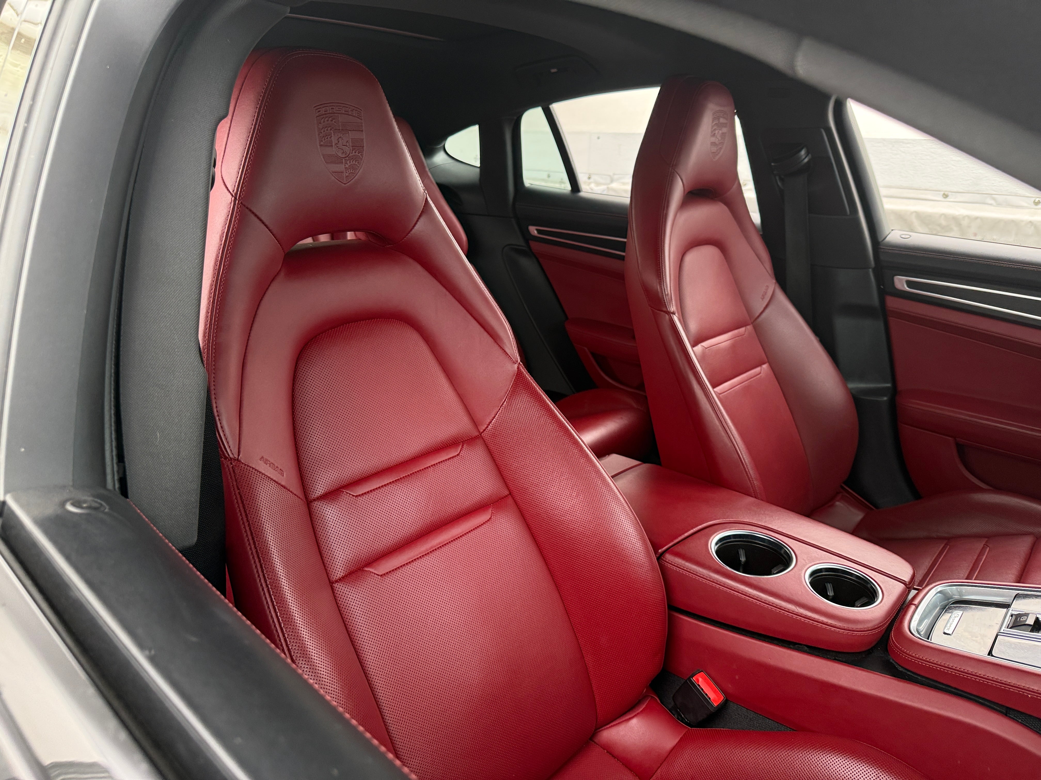 2022 Porsche Panamera