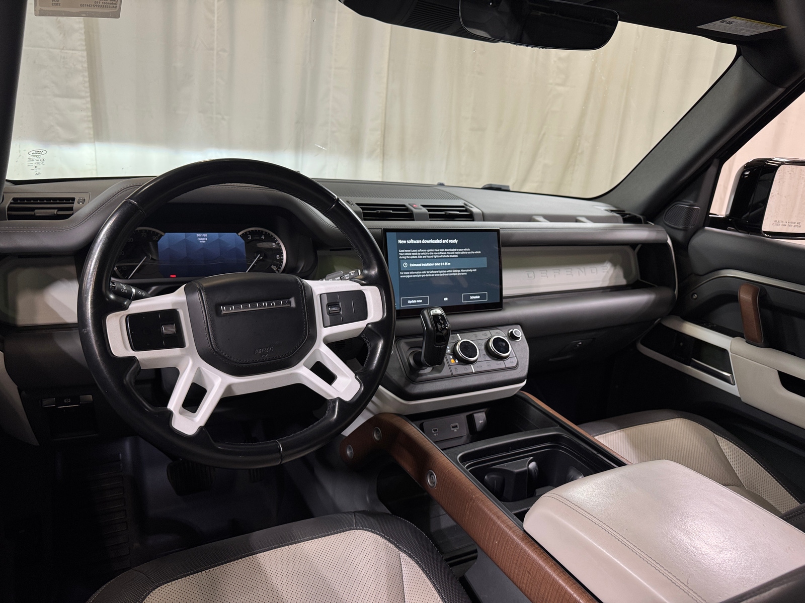 Thumbnail: 2023 Land Rover Defender - 2