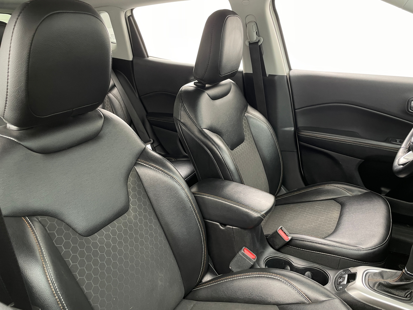 Thumbnail: 2018 Jeep Compass - 2