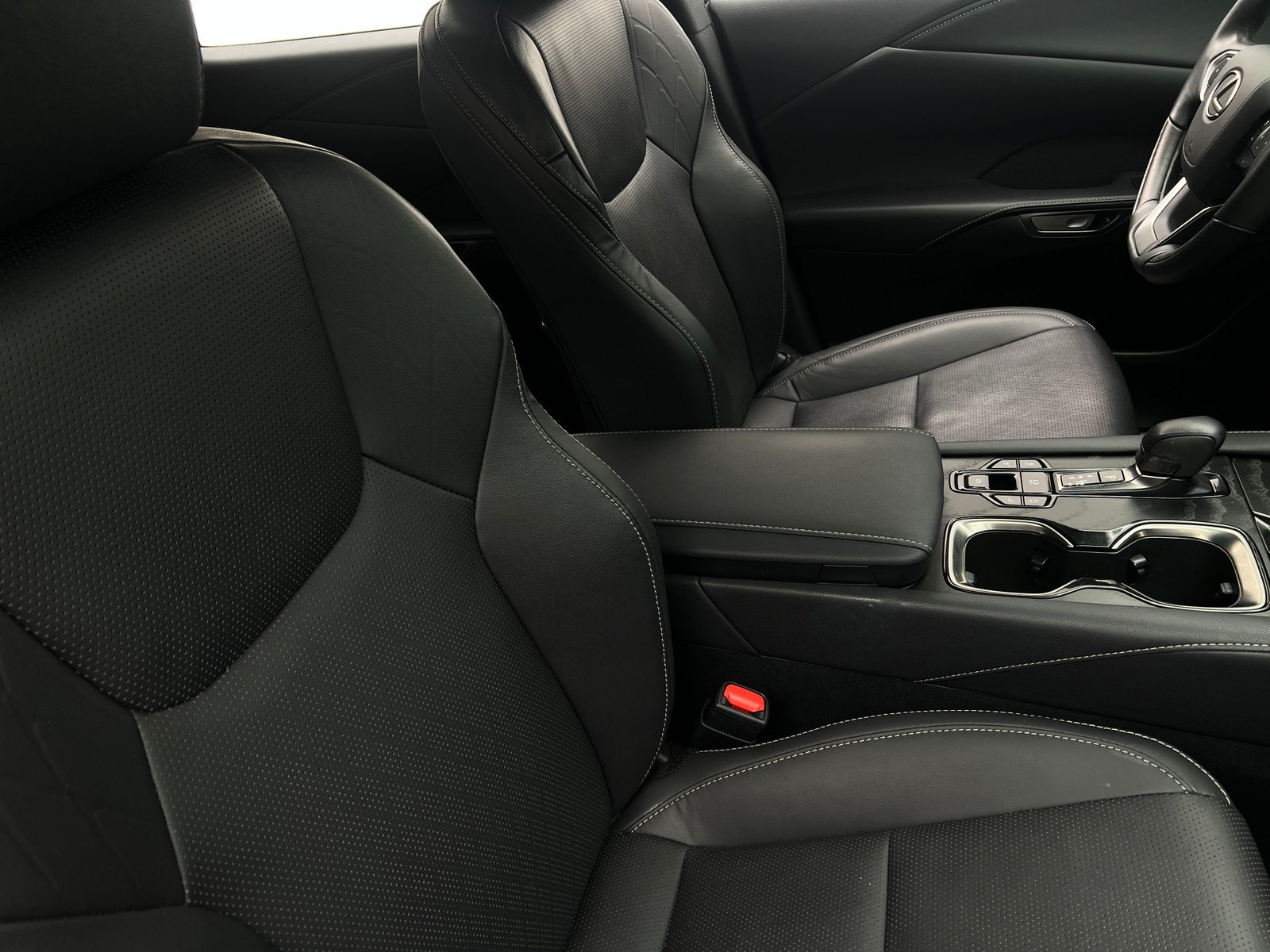 Thumbnail: 2023 Lexus RX - 2