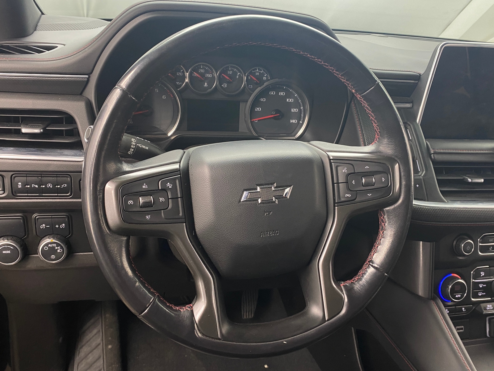 Thumbnail: 2021 Chevrolet Suburban - 4