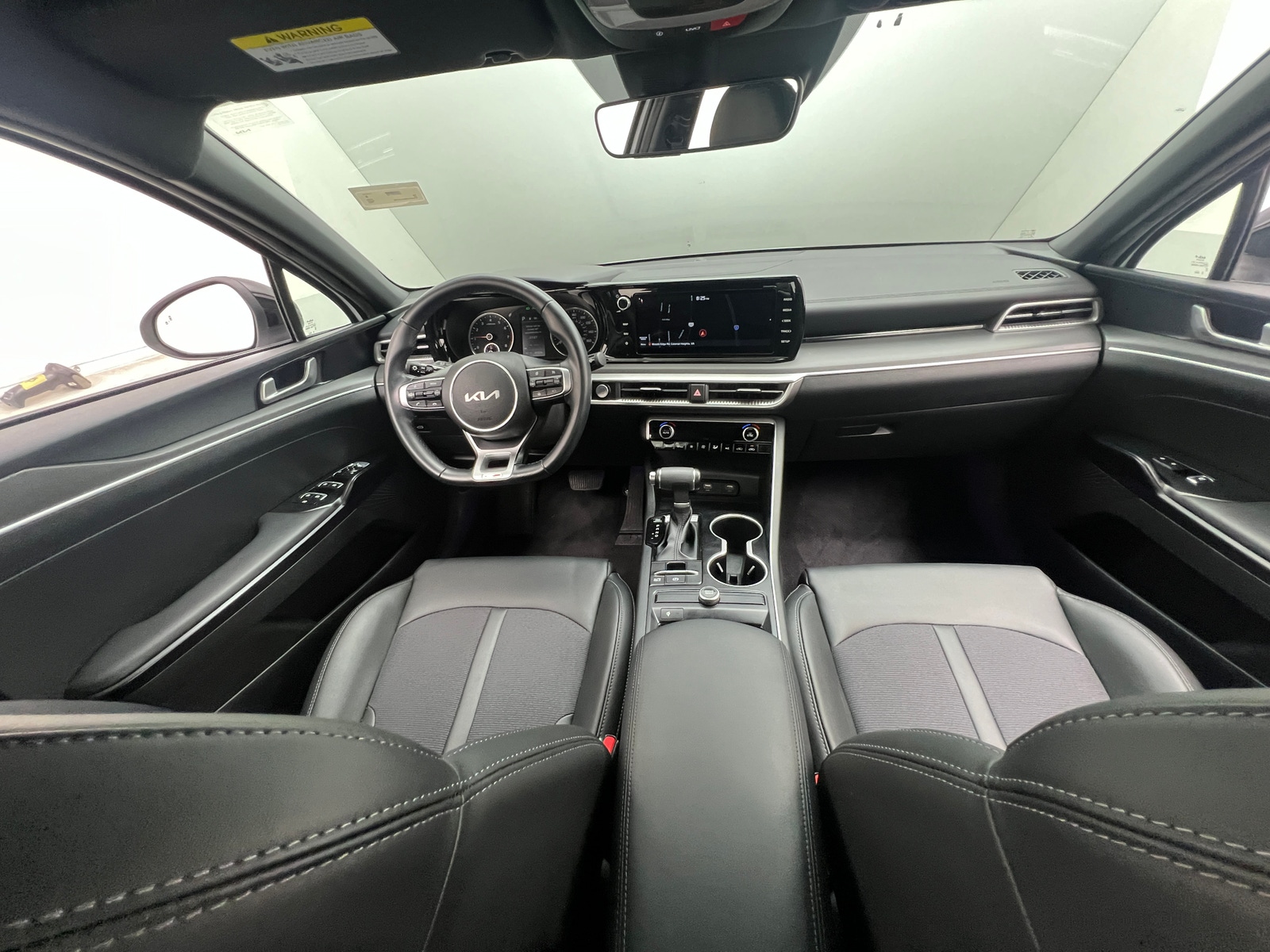 Thumbnail: 2022 Kia K5 - 2