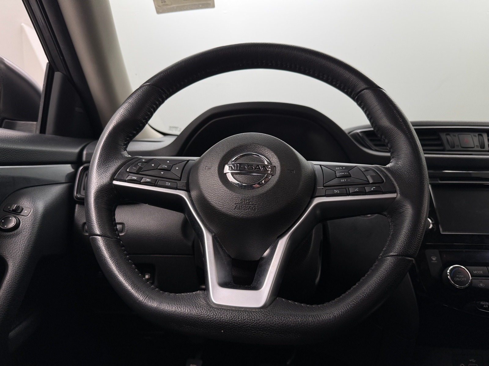 Thumbnail: 2018 Nissan Rogue - 5