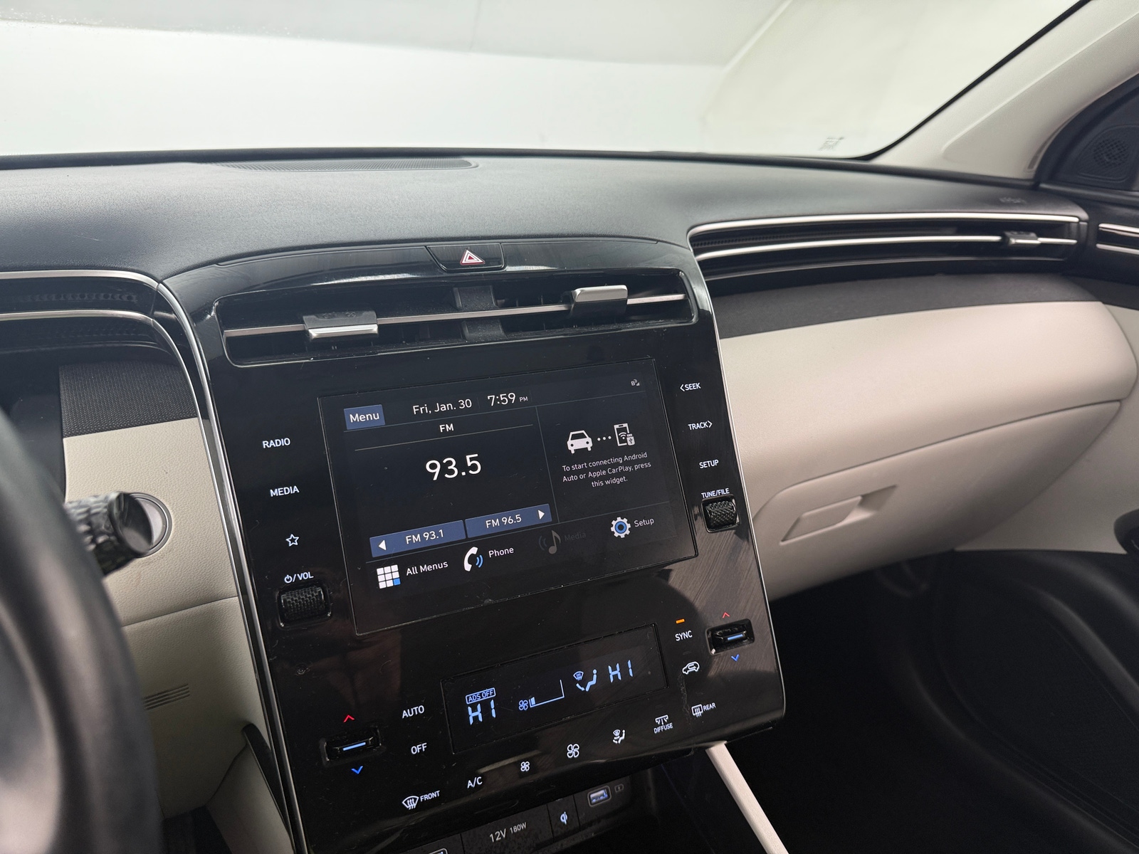 Thumbnail: 2023 Hyundai Tucson - 4