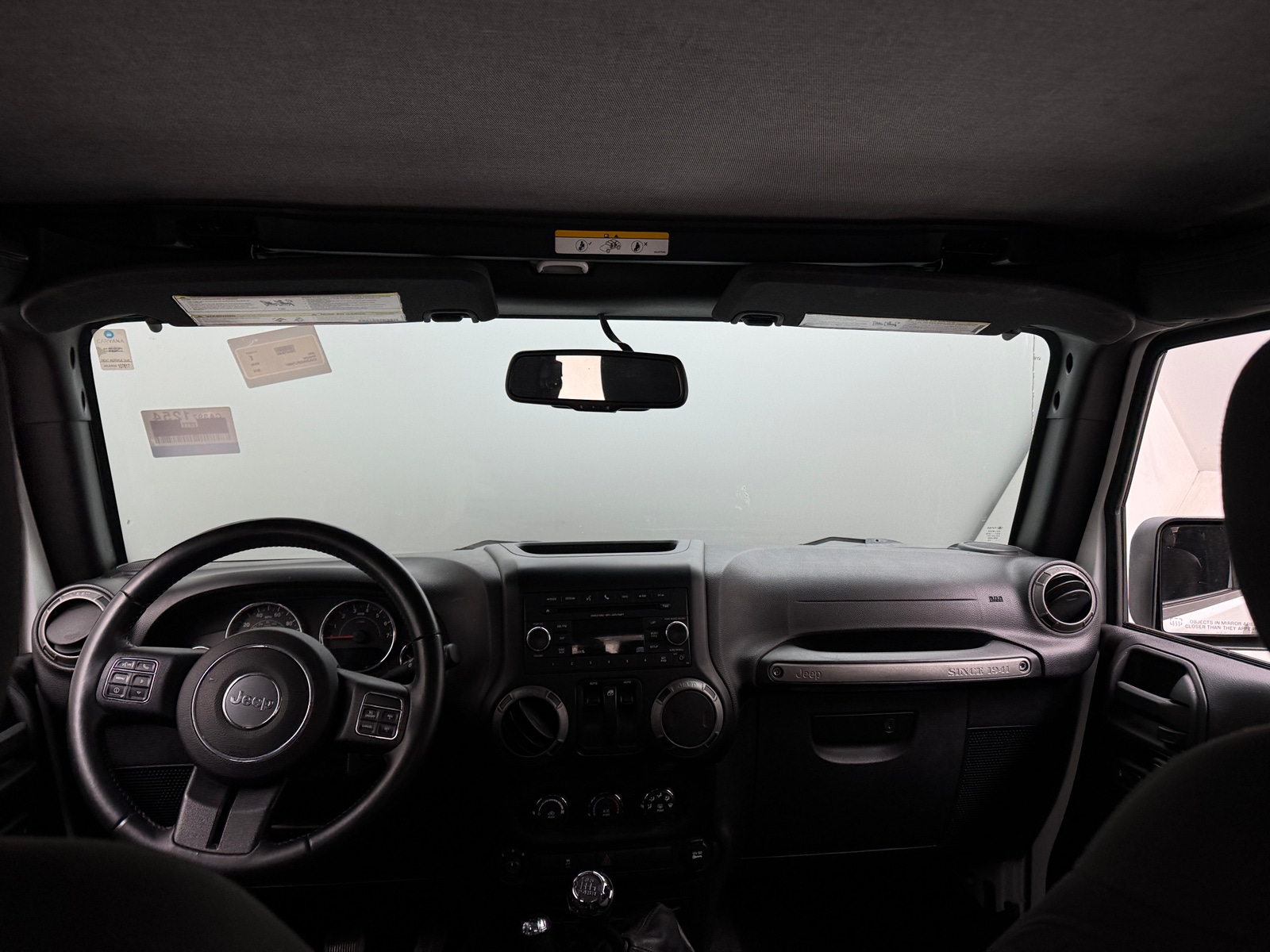 Thumbnail: 2015 Jeep Wrangler - 3