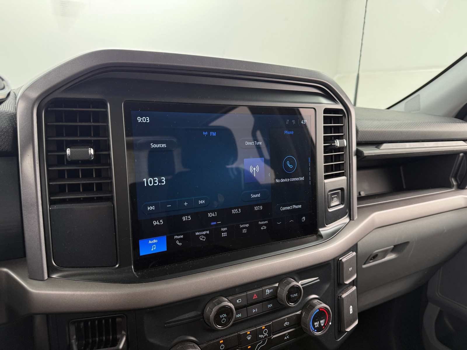 Thumbnail: 2025 Ford Econoline - 4