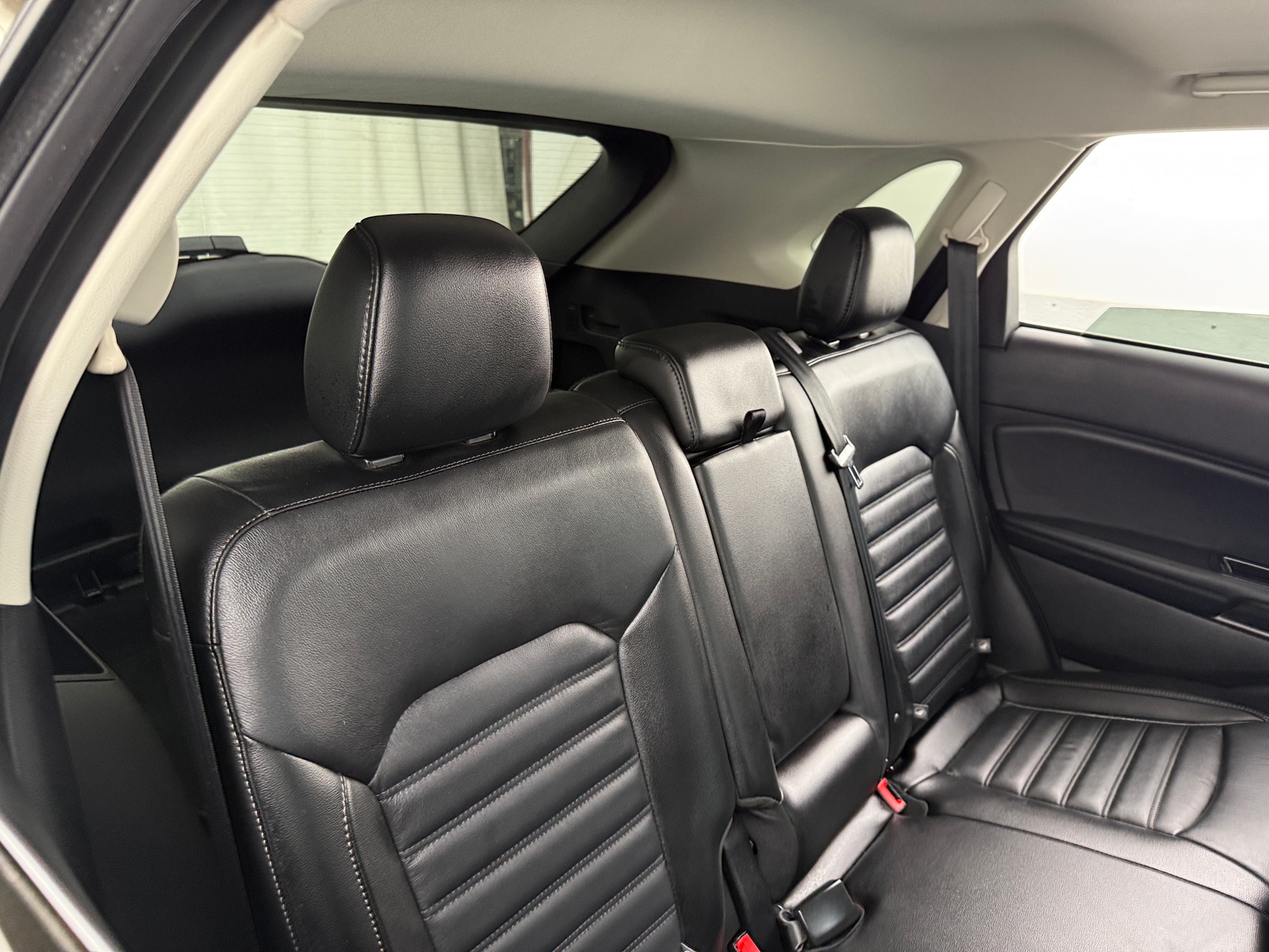 Thumbnail: 2016 Ford Edge - 5