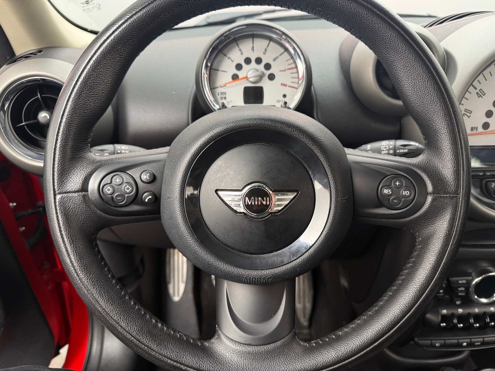 Thumbnail: 2012 MINI Cooper Countryman - 4