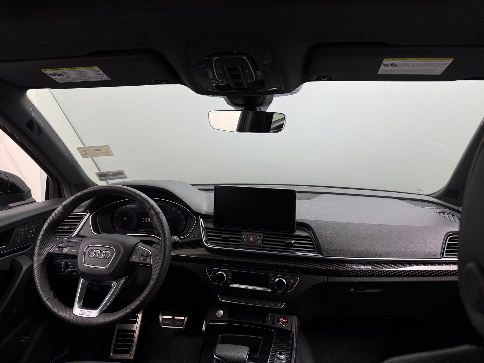 Thumbnail: 2025 Audi SQ5 - 2