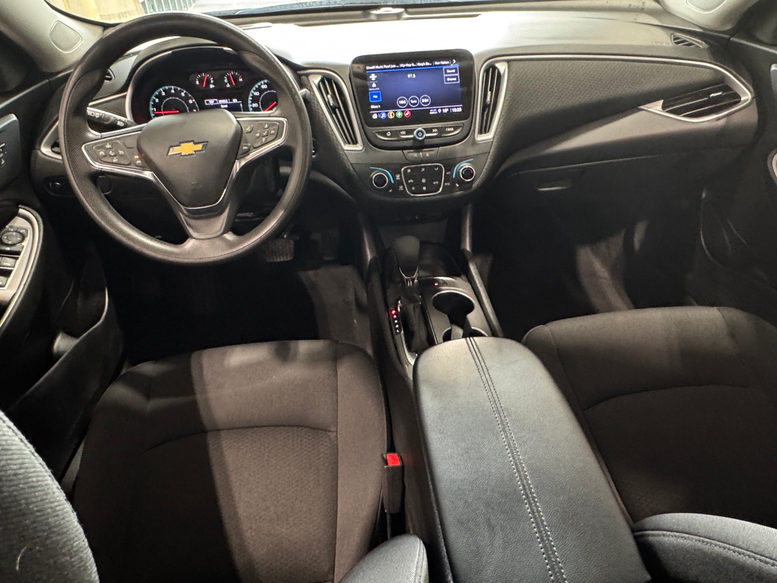 Thumbnail: 2024 Chevrolet Malibu - 3