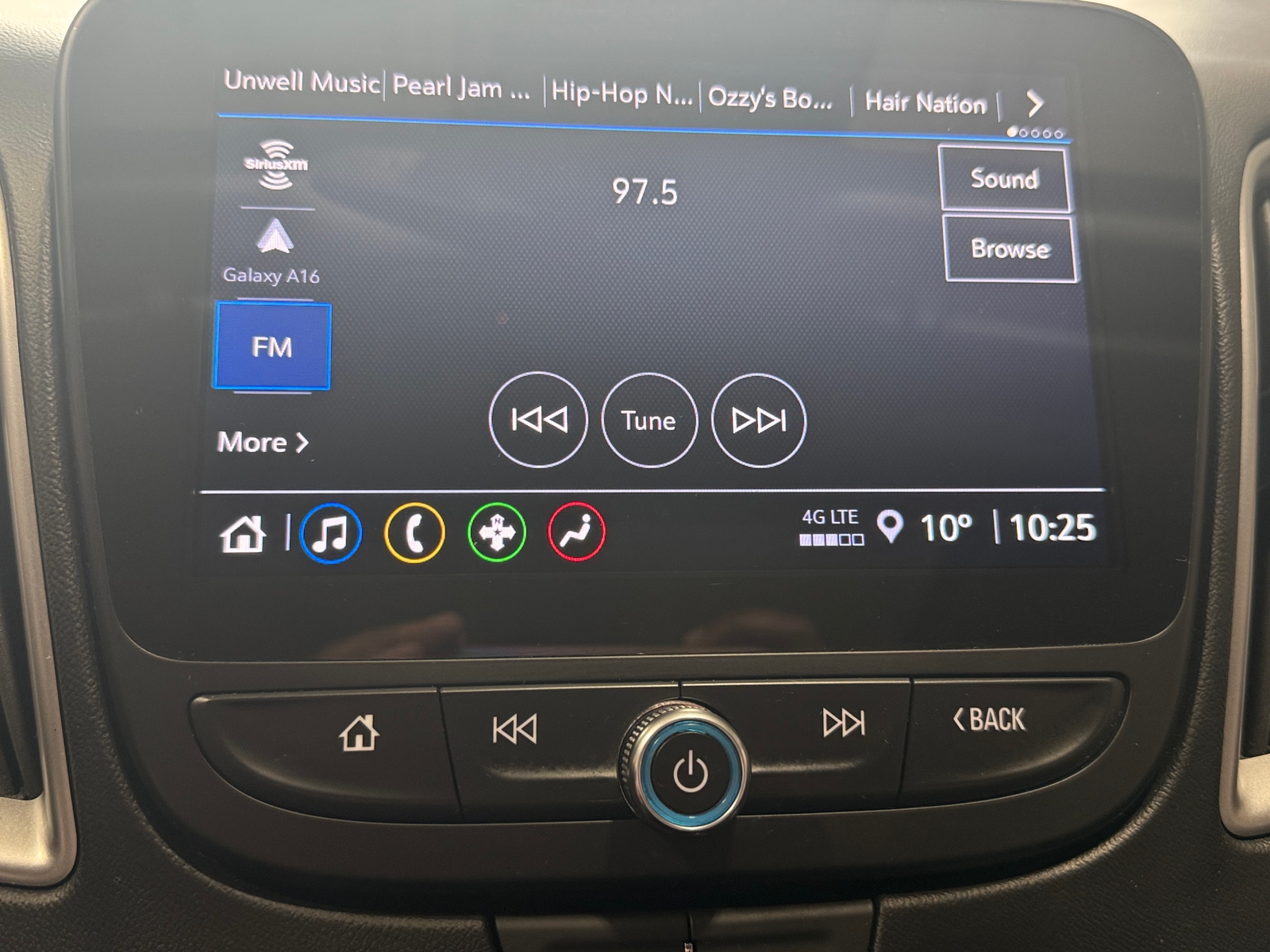 Thumbnail: 2024 Chevrolet Malibu - 4