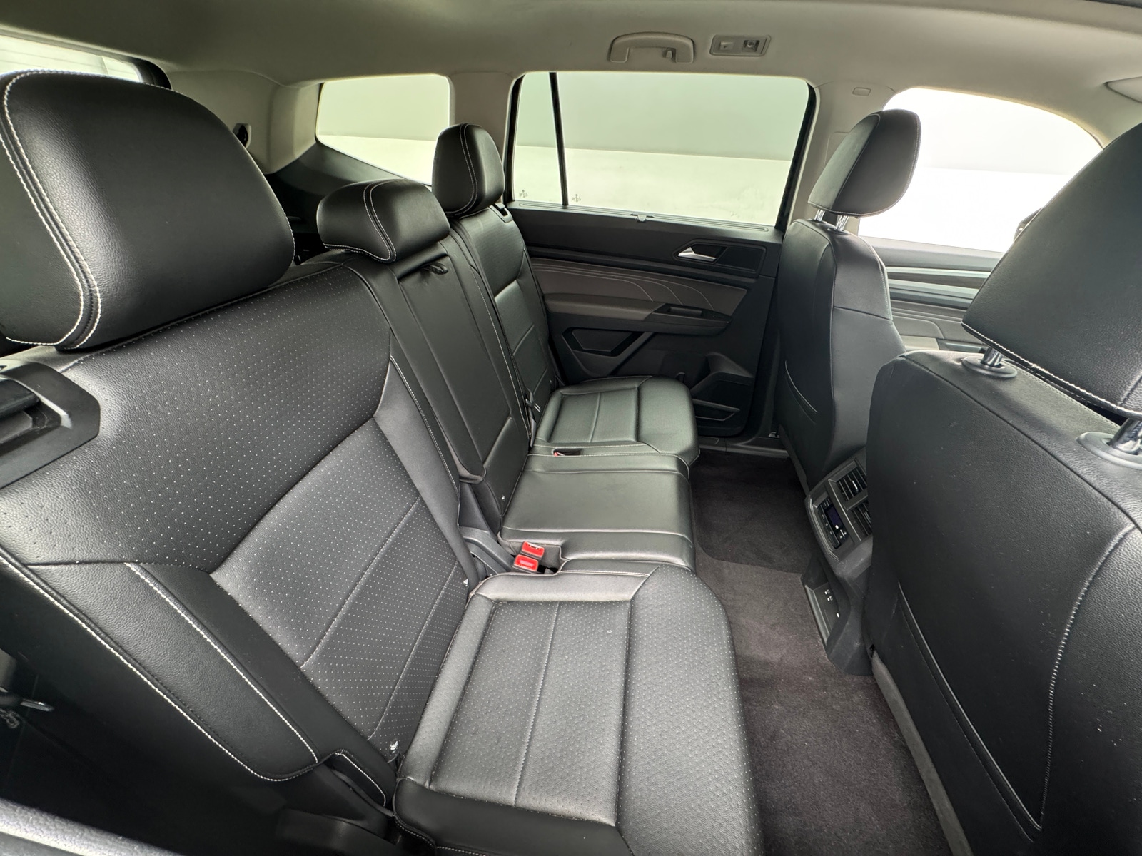 Thumbnail: 2022 Volkswagen Atlas - 5