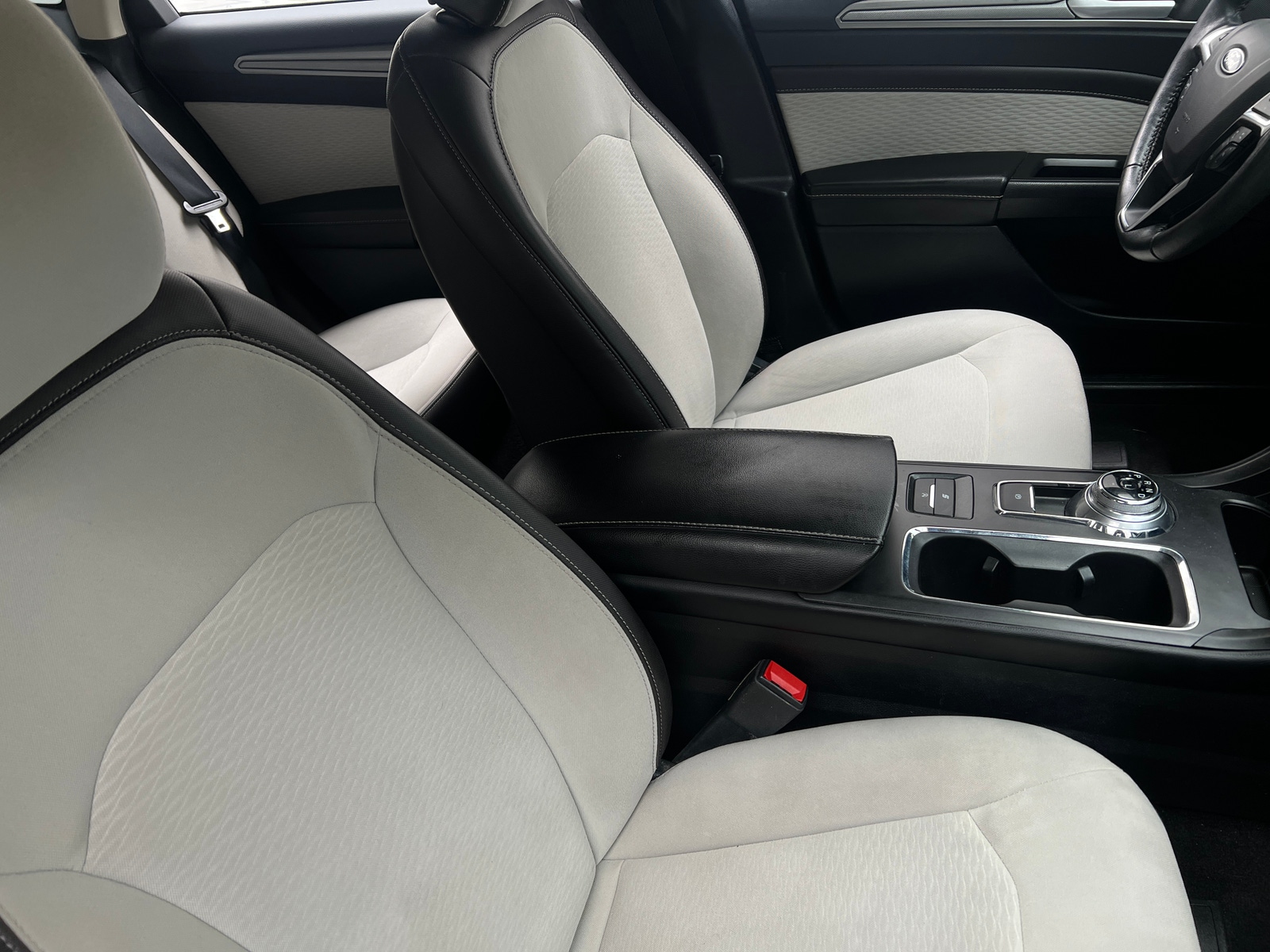 Thumbnail: 2020 Ford Fusion - 2