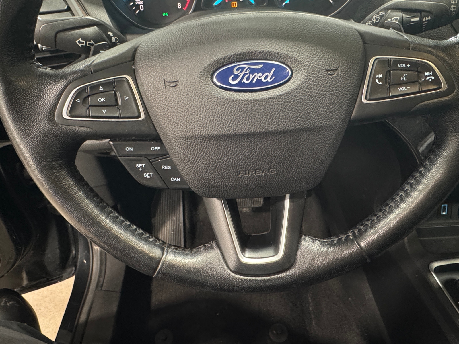 Thumbnail: 2017 Ford Escape - 4