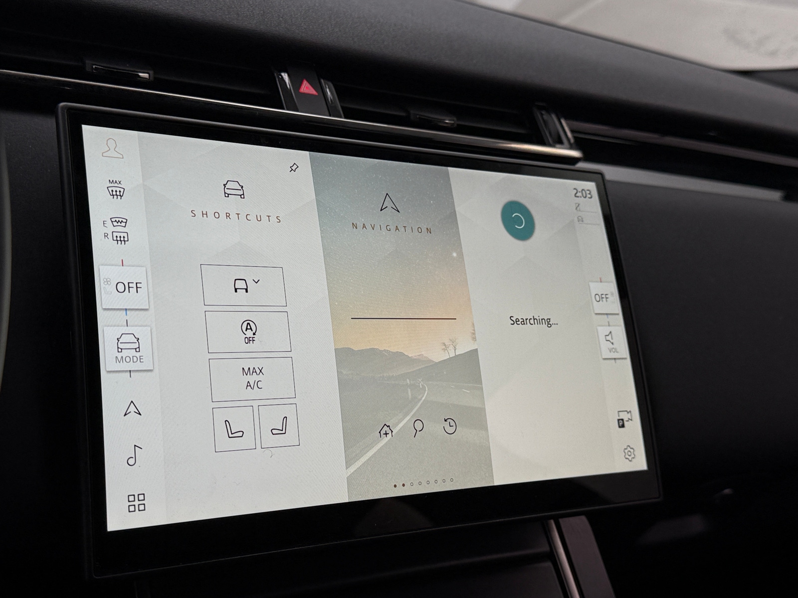 Thumbnail: 2025 Land Rover Range Rover Velar - 3