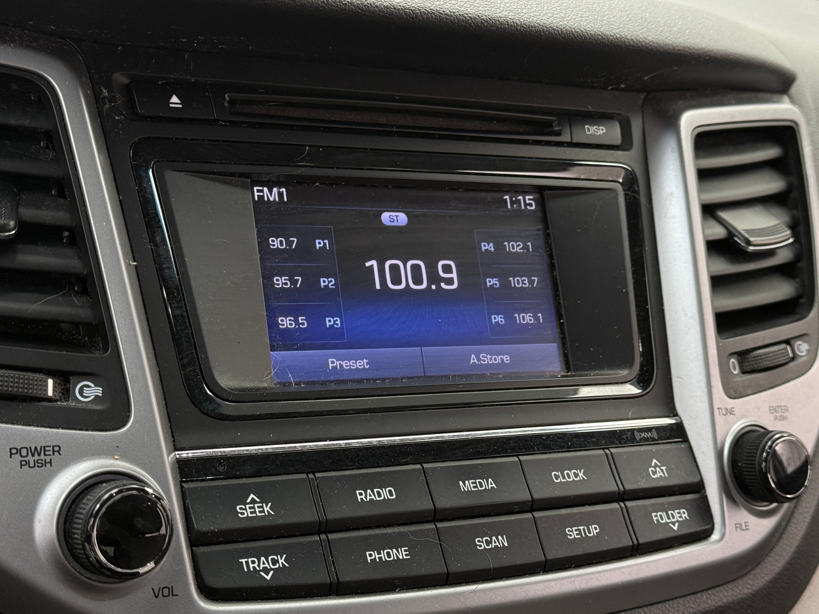 Thumbnail: 2017 Hyundai Tucson - 4