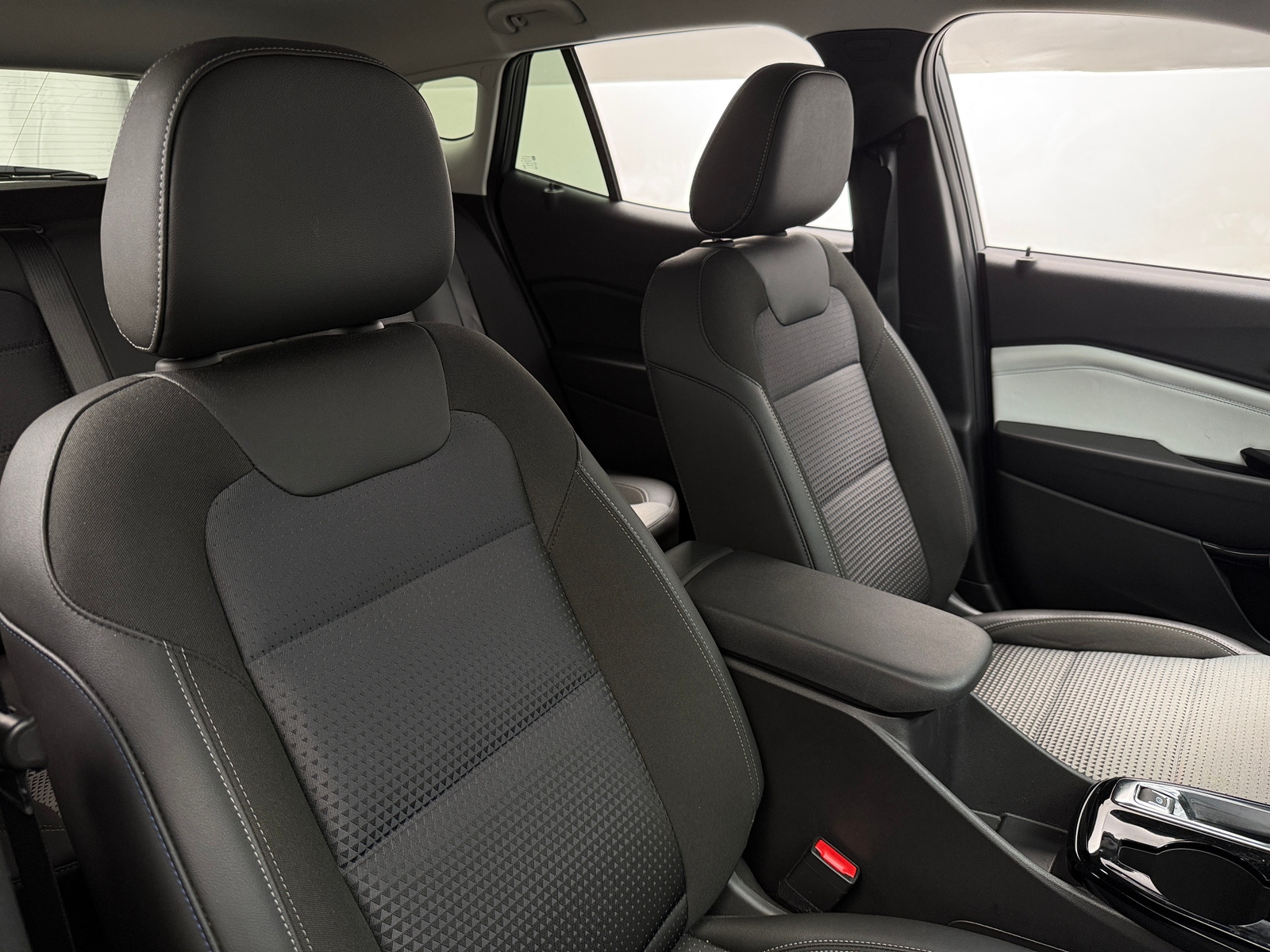 Thumbnail: 2024 Chevrolet Trax - 2