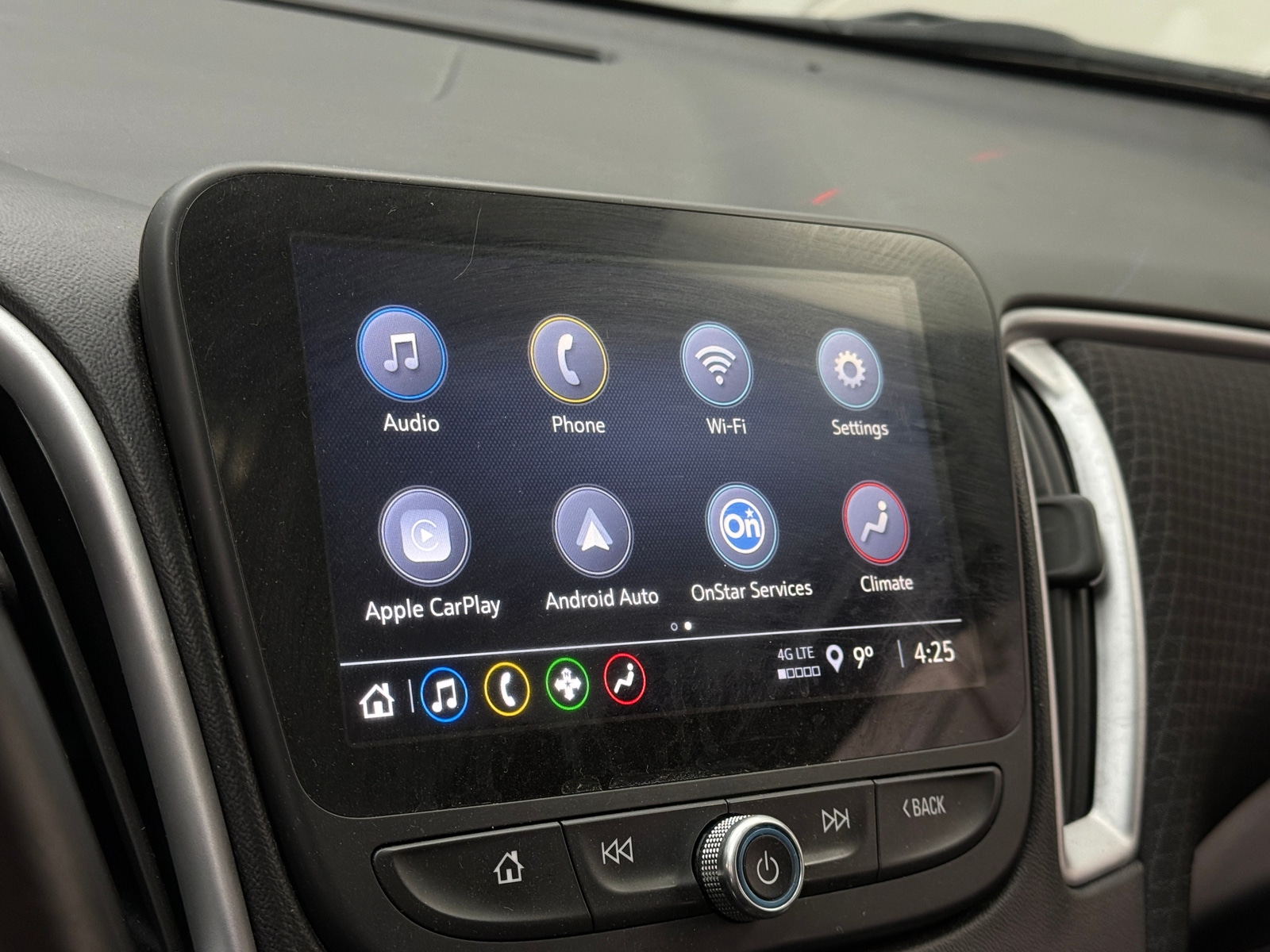 Thumbnail: 2023 Chevrolet Malibu - 4