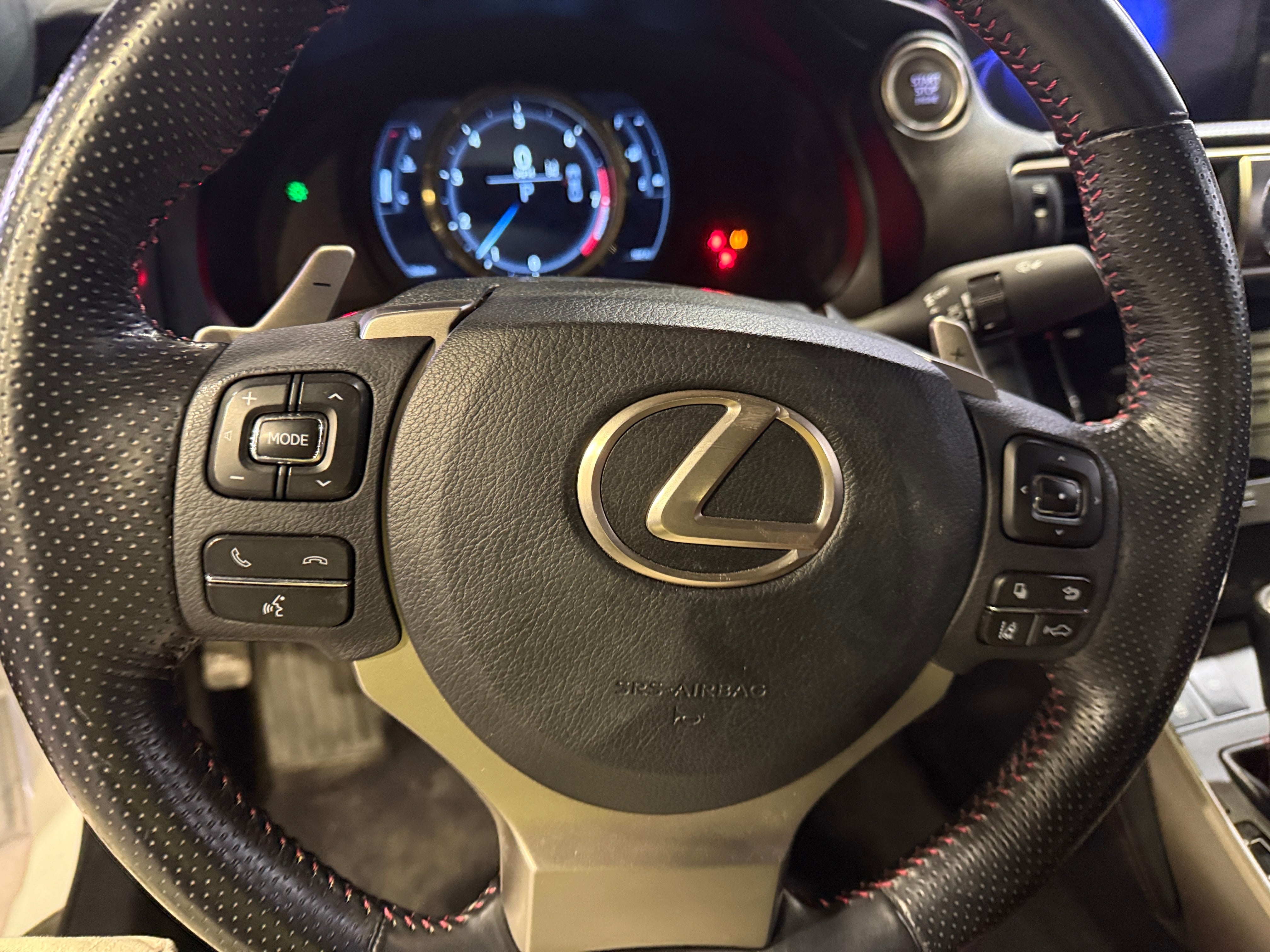 2017 Lexus IS