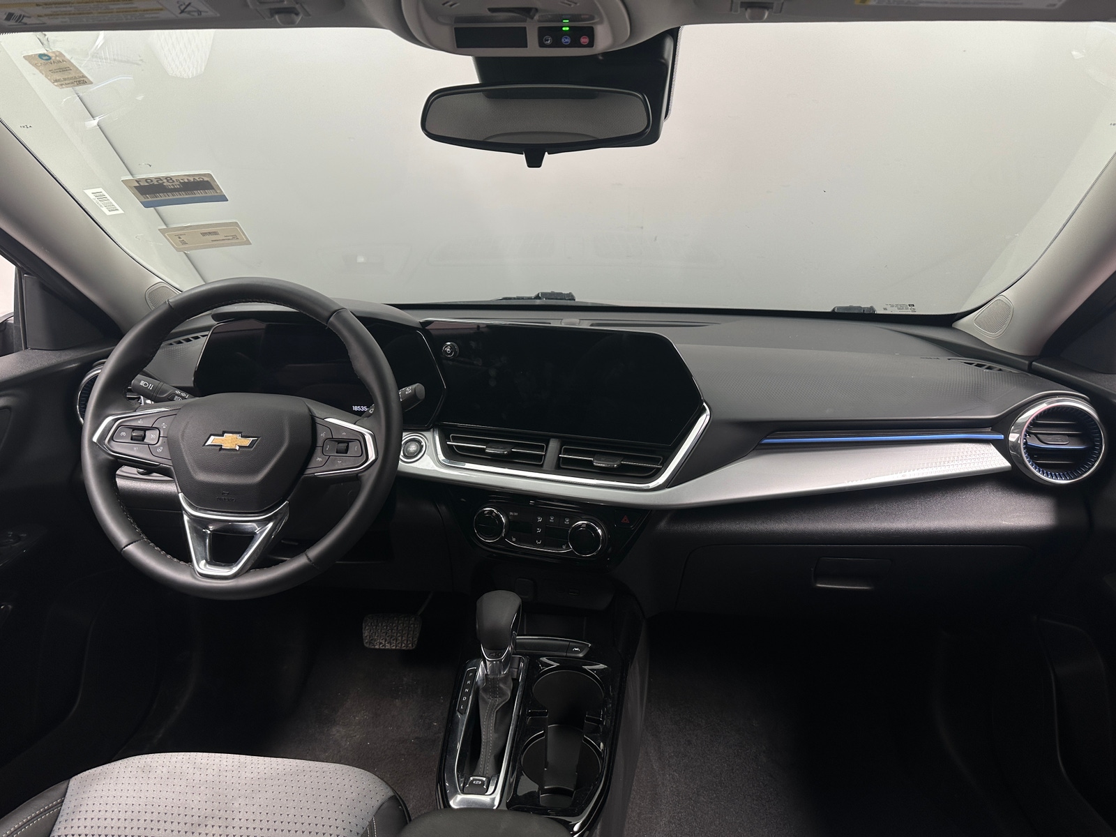 Thumbnail: 2025 Chevrolet Trax - 3