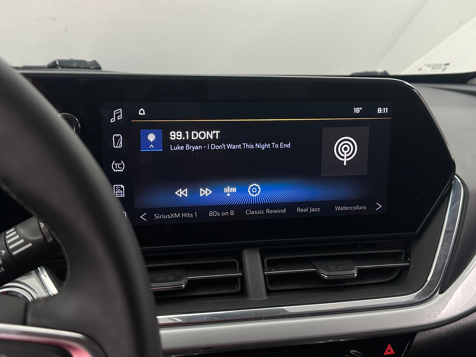 Thumbnail: 2025 Chevrolet Trax - 4