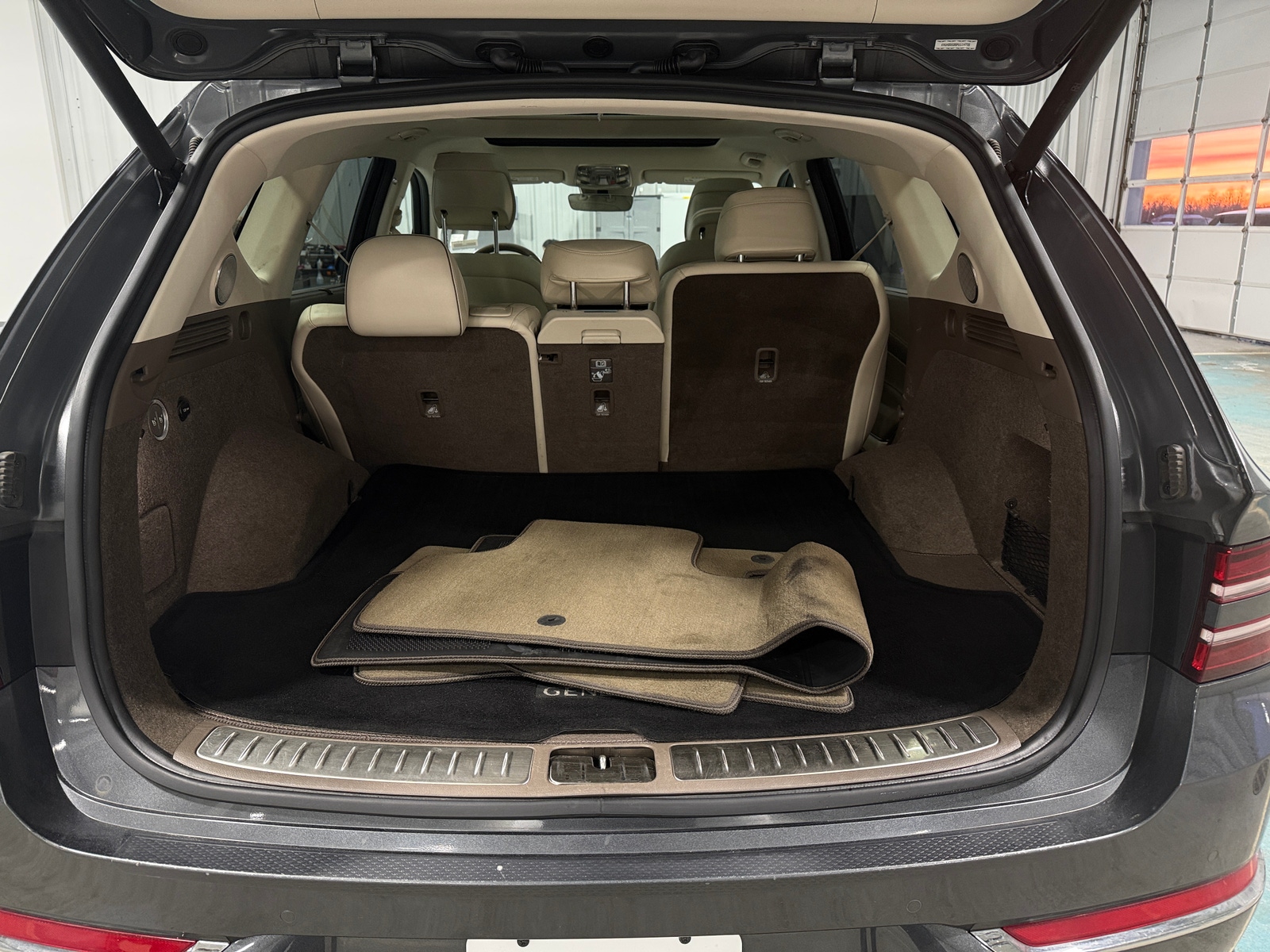 Thumbnail: 2023 Genesis GV80 - 6