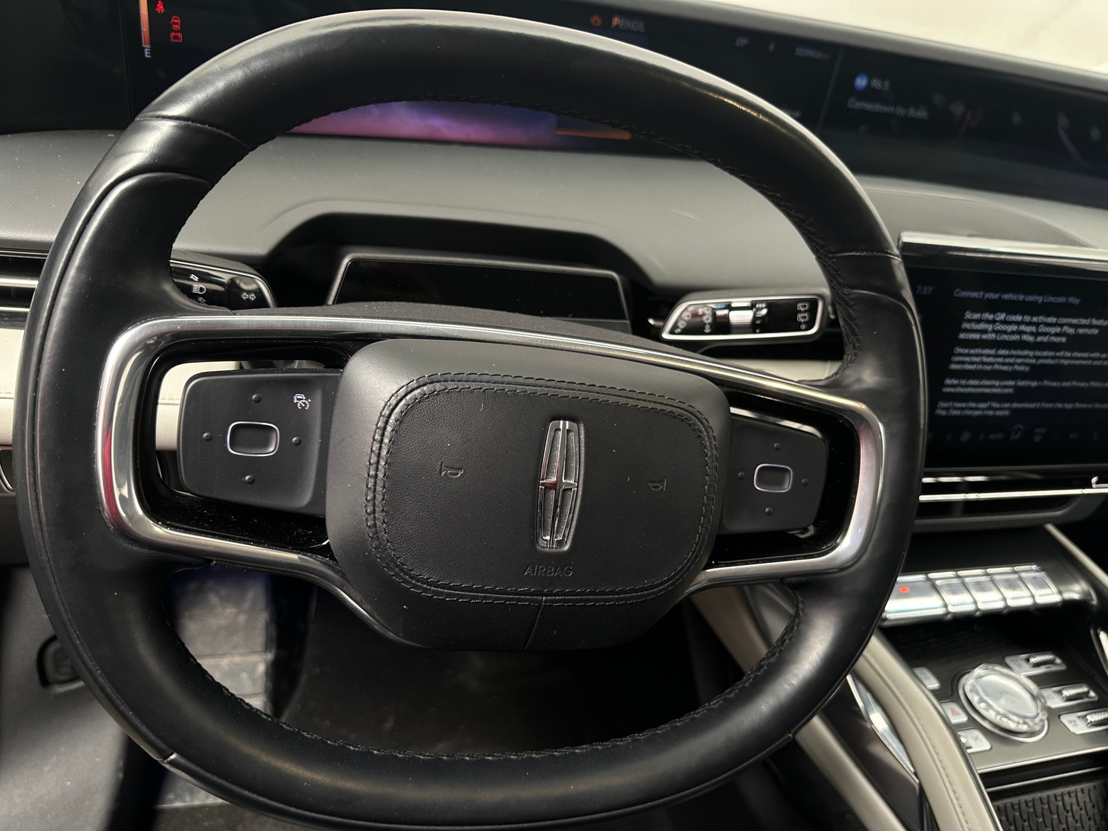 Thumbnail: 2024 Lincoln Nautilus - 4