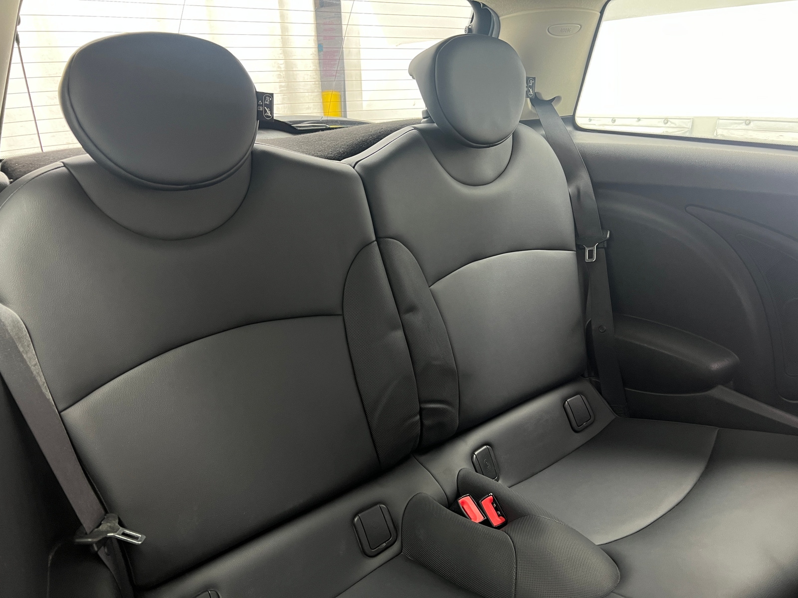 Thumbnail: 2012 MINI Cooper Hardtop - 5