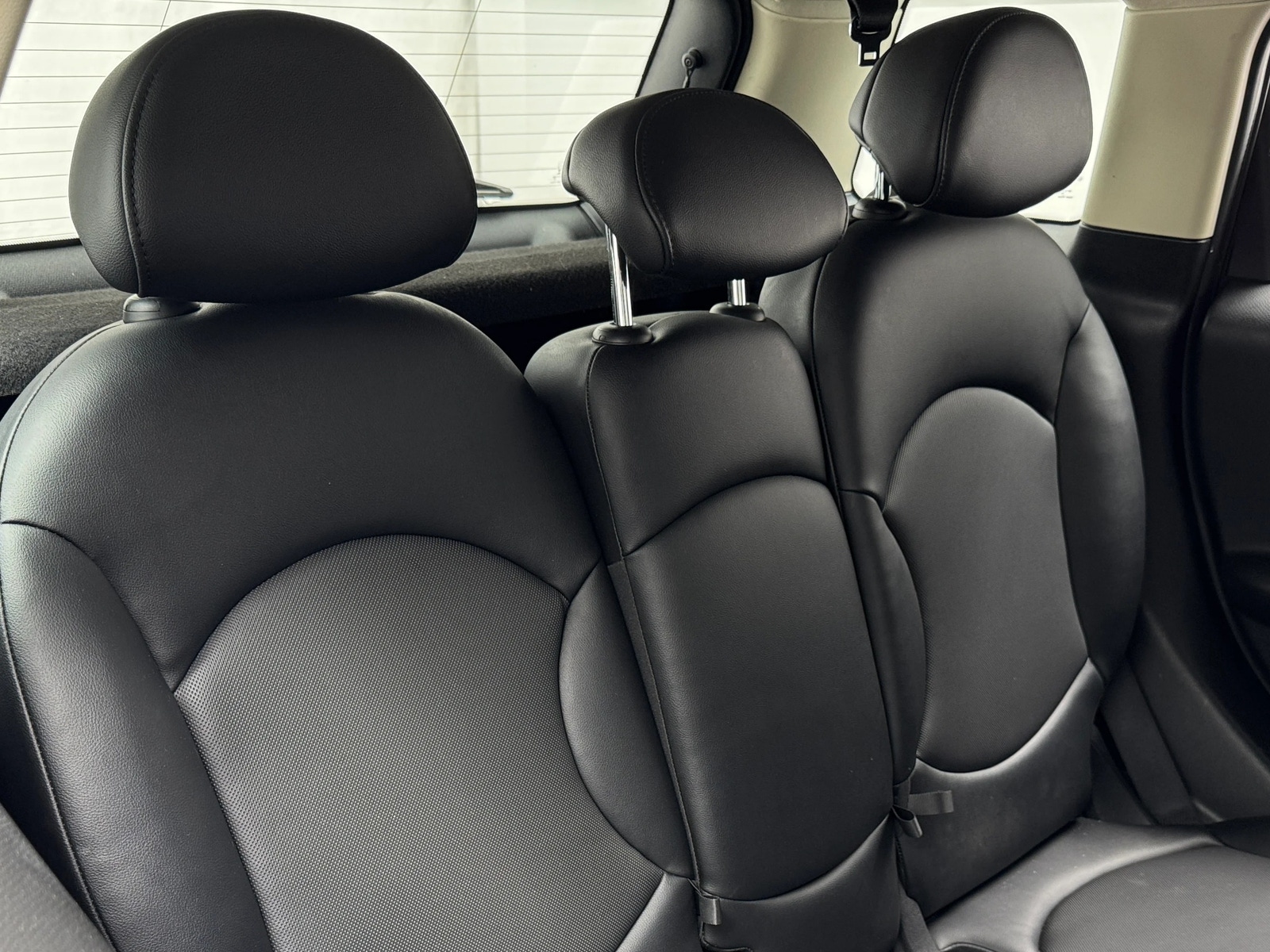 Thumbnail: 2015 MINI Cooper Countryman - 5