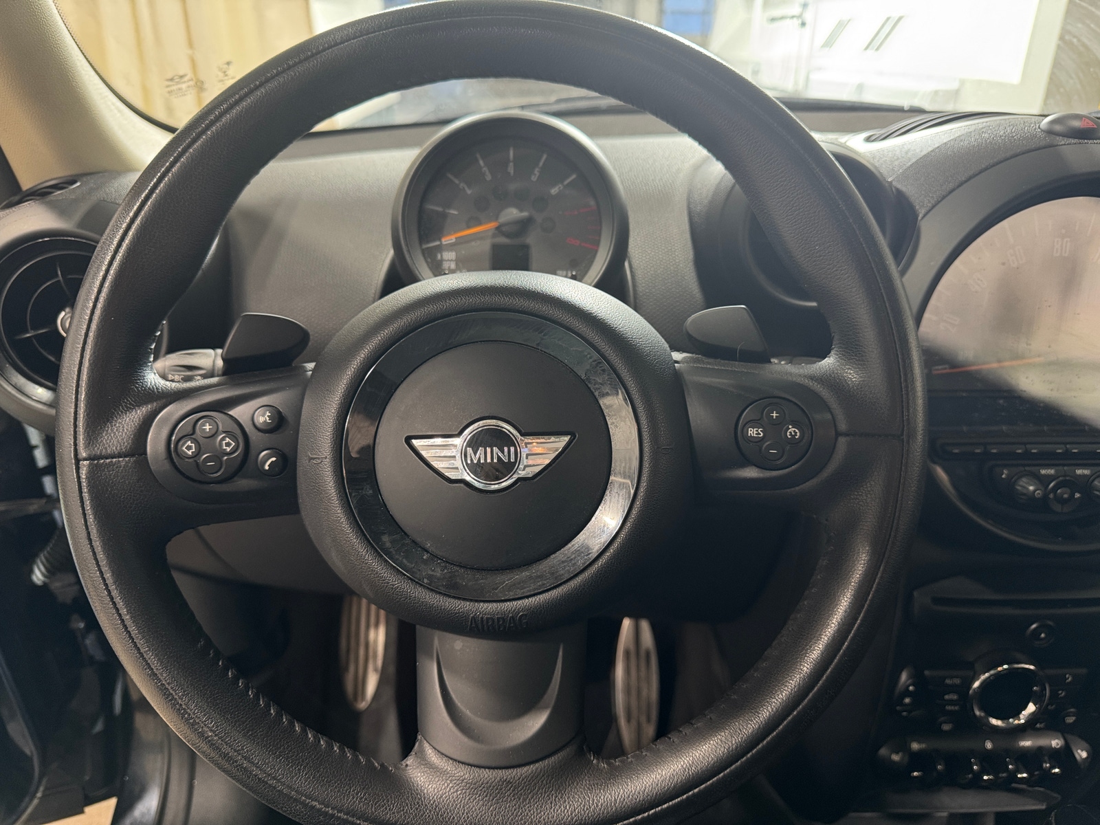 Thumbnail: 2015 MINI Cooper Countryman - 4