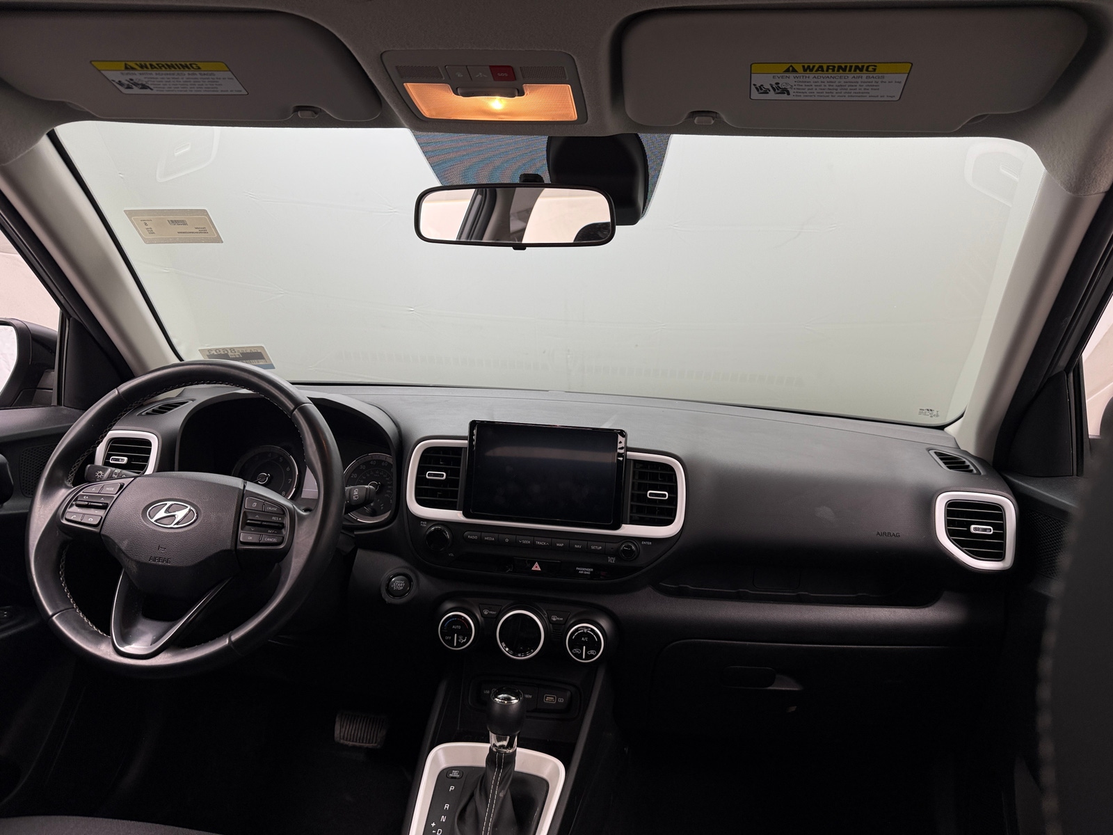 Thumbnail: 2022 Hyundai Venue - 3