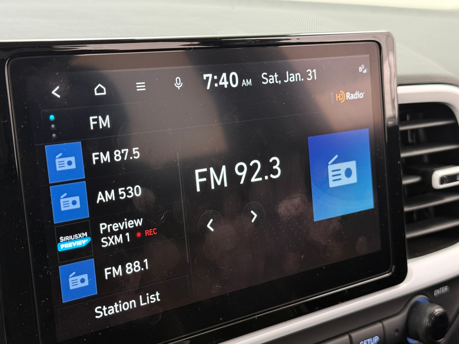 Thumbnail: 2022 Hyundai Venue - 4