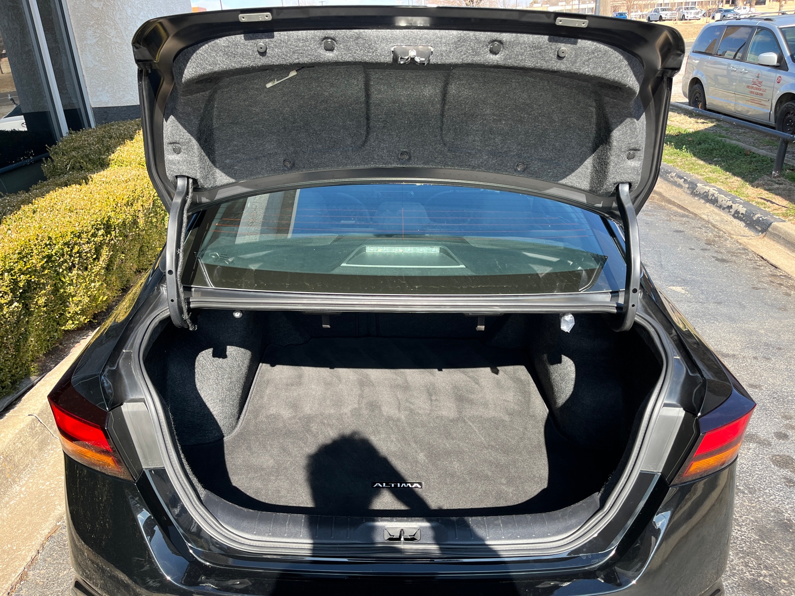 Thumbnail: 2025 Nissan Altima - 6