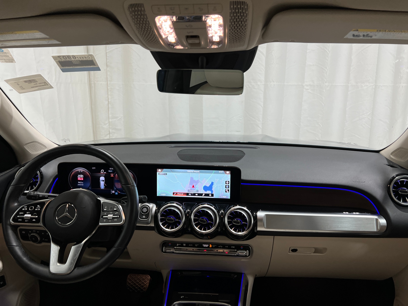 Thumbnail: 2023 Mercedes-Benz GLB - 2