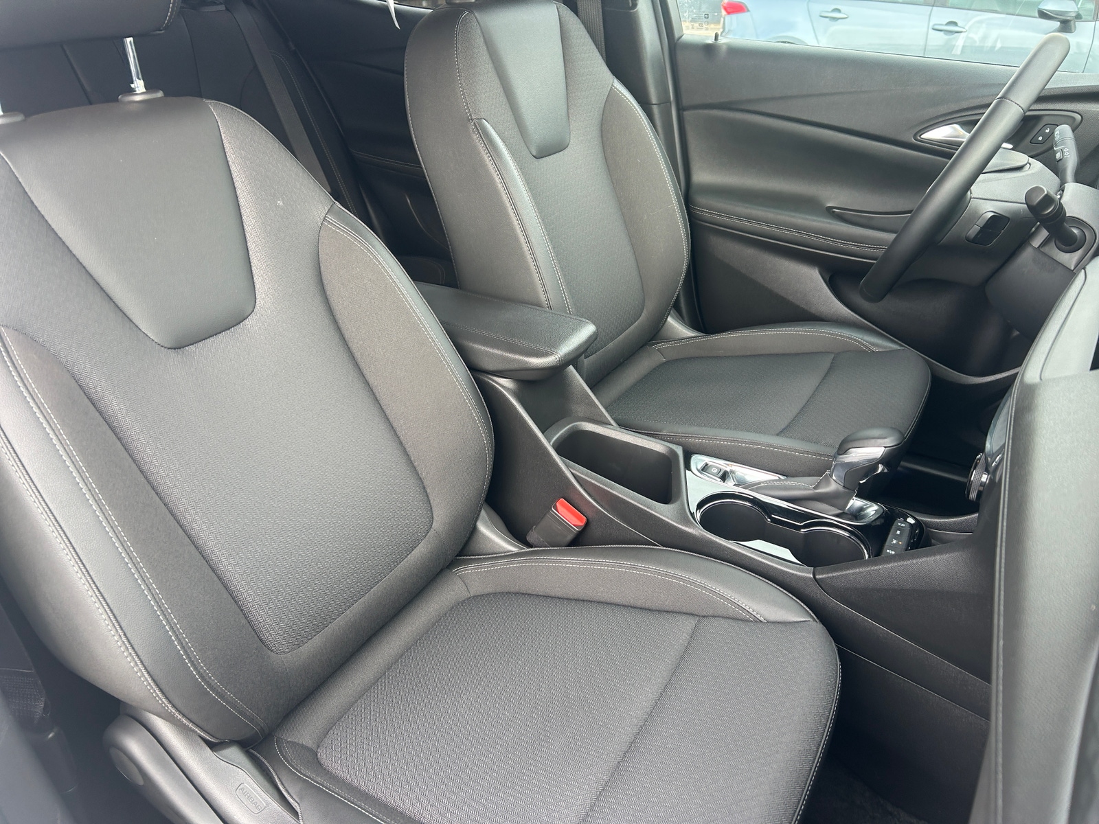 Thumbnail: 2025 Buick Encore GX - 2