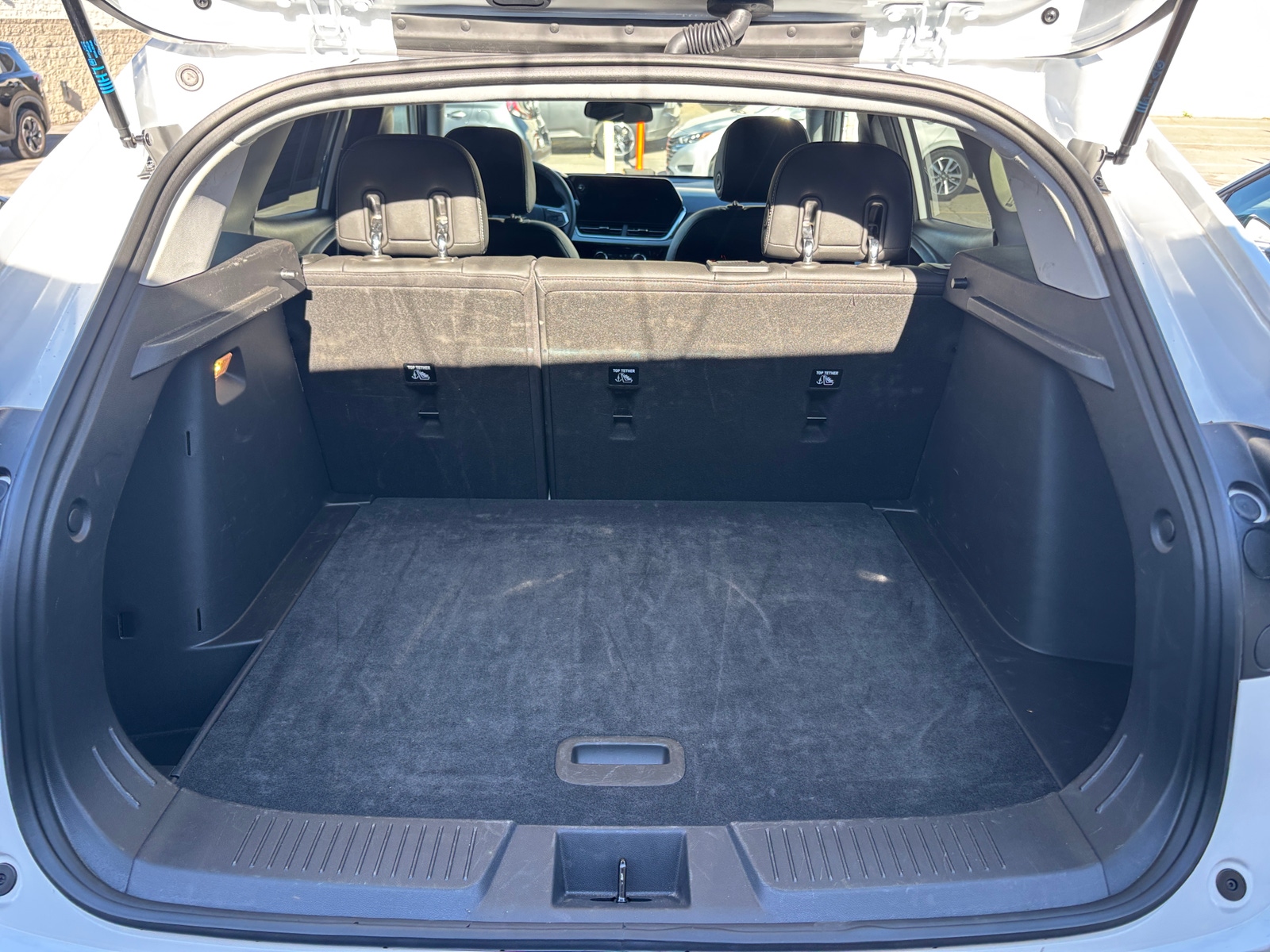 Thumbnail: 2025 Chevrolet Trax - 6