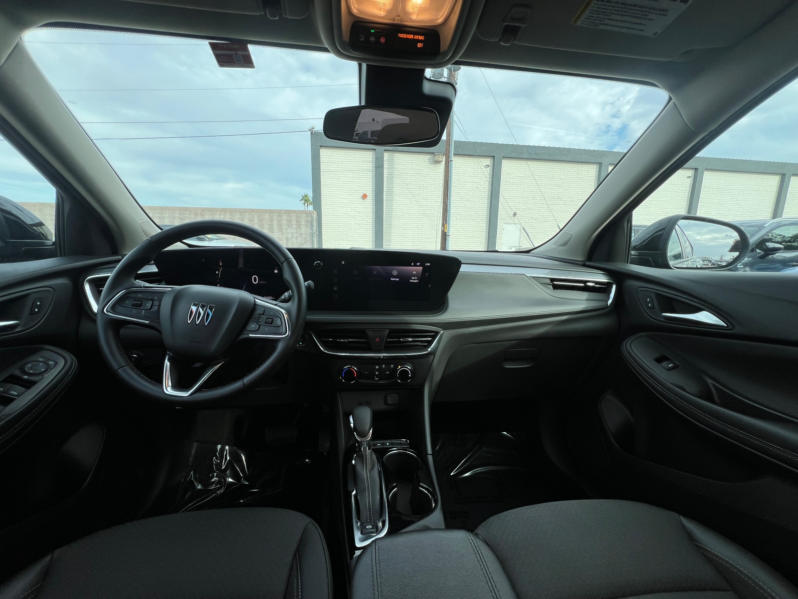 Thumbnail: 2025 Buick Encore GX - 3