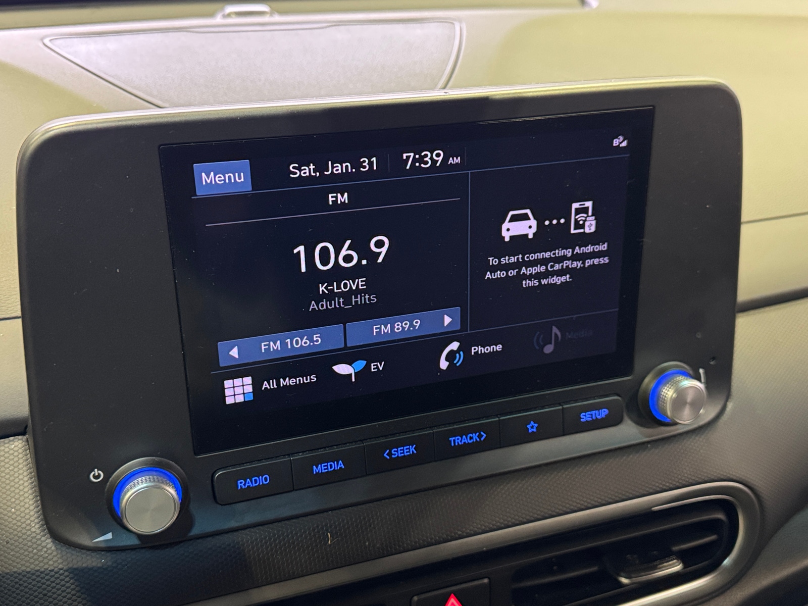 Thumbnail: 2023 Hyundai Kona - 4