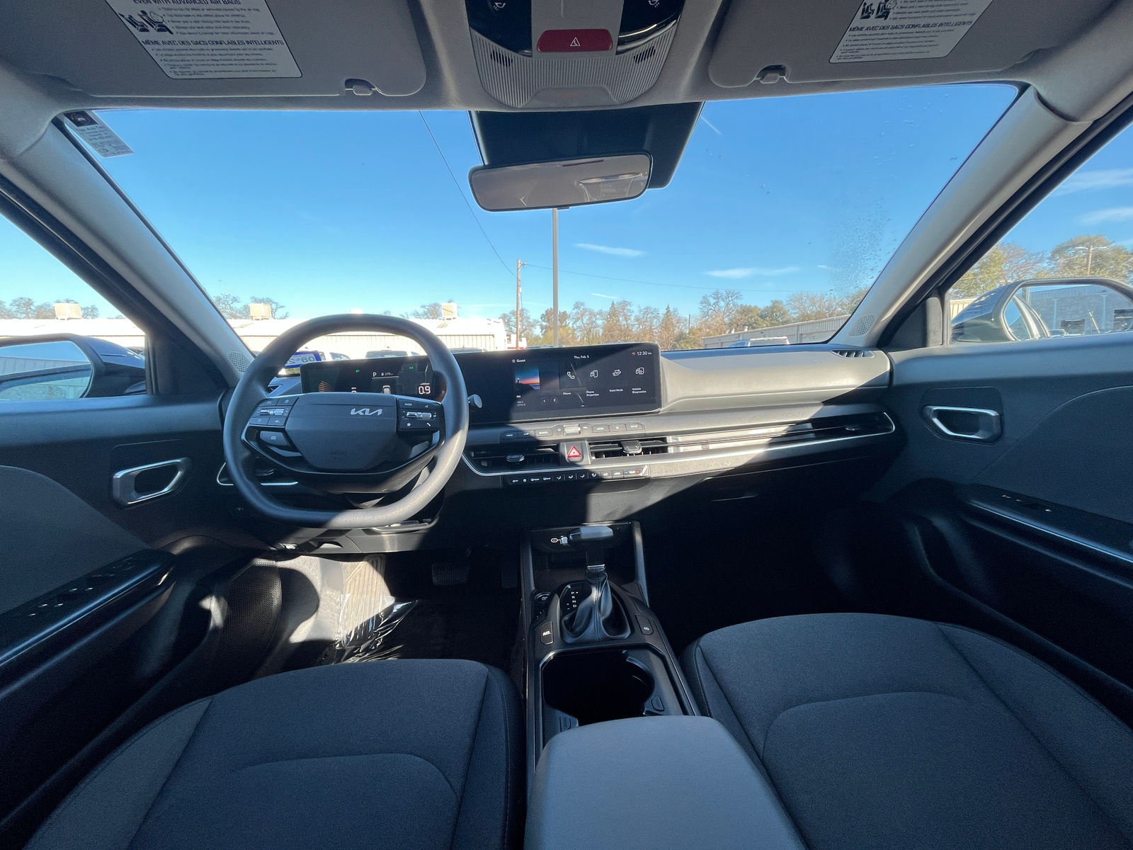 Thumbnail: 2025 Kia K4 - 3