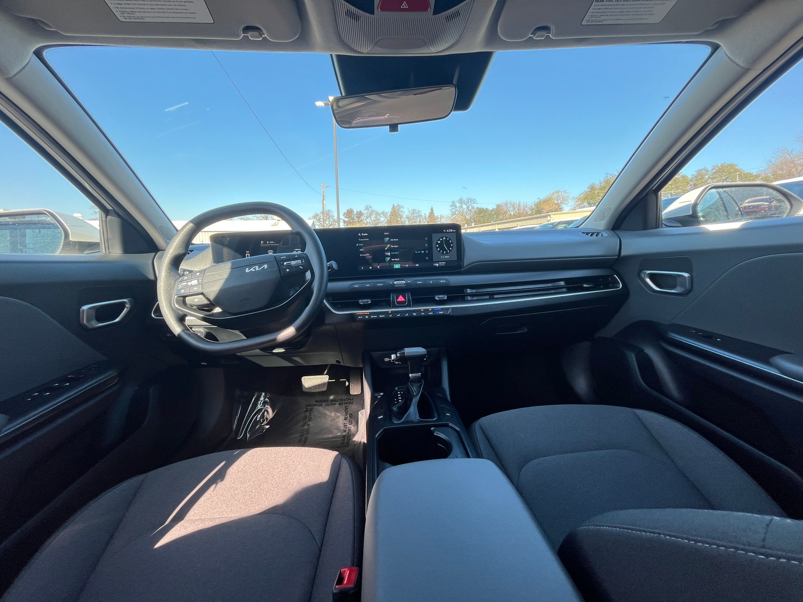 Thumbnail: 2025 Kia K4 - 3