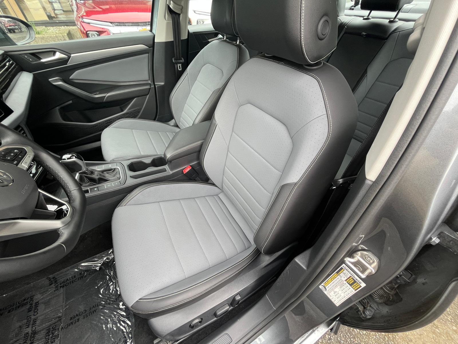 Thumbnail: 2025 Volkswagen Jetta - 2