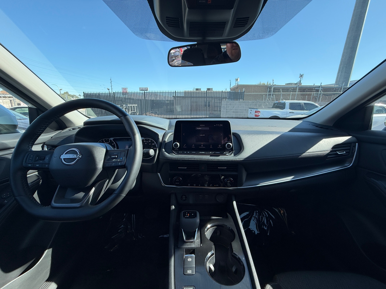 Thumbnail: 2025 Nissan Rogue - 3