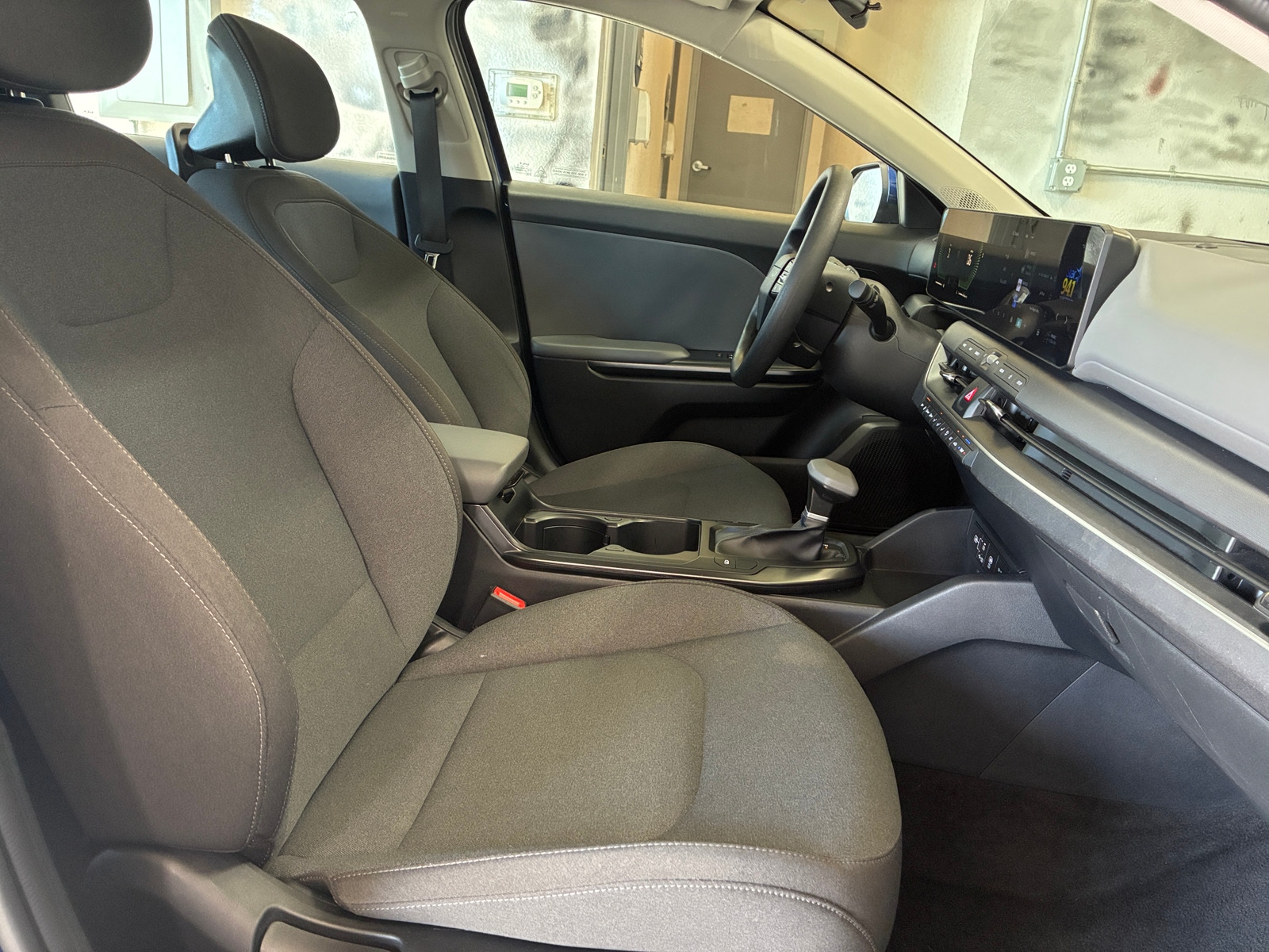 Thumbnail: 2025 Kia K4 - 2