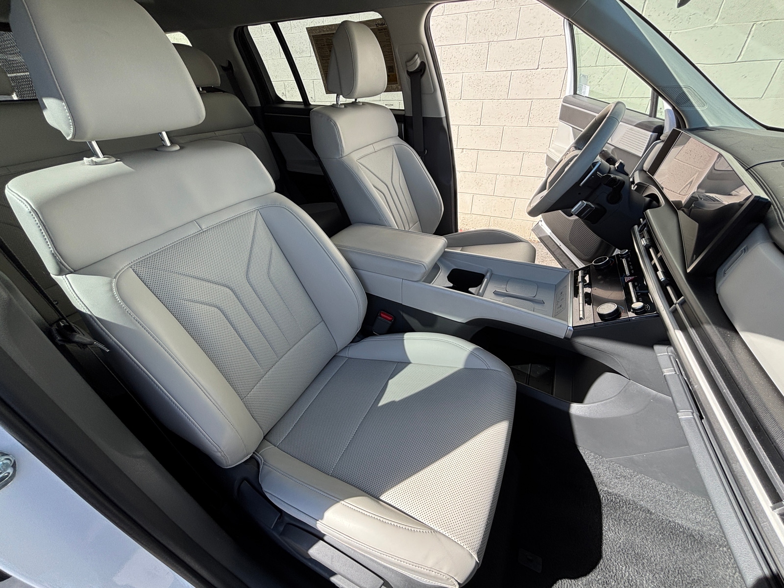 Thumbnail: 2025 Hyundai Santa Fe - 2