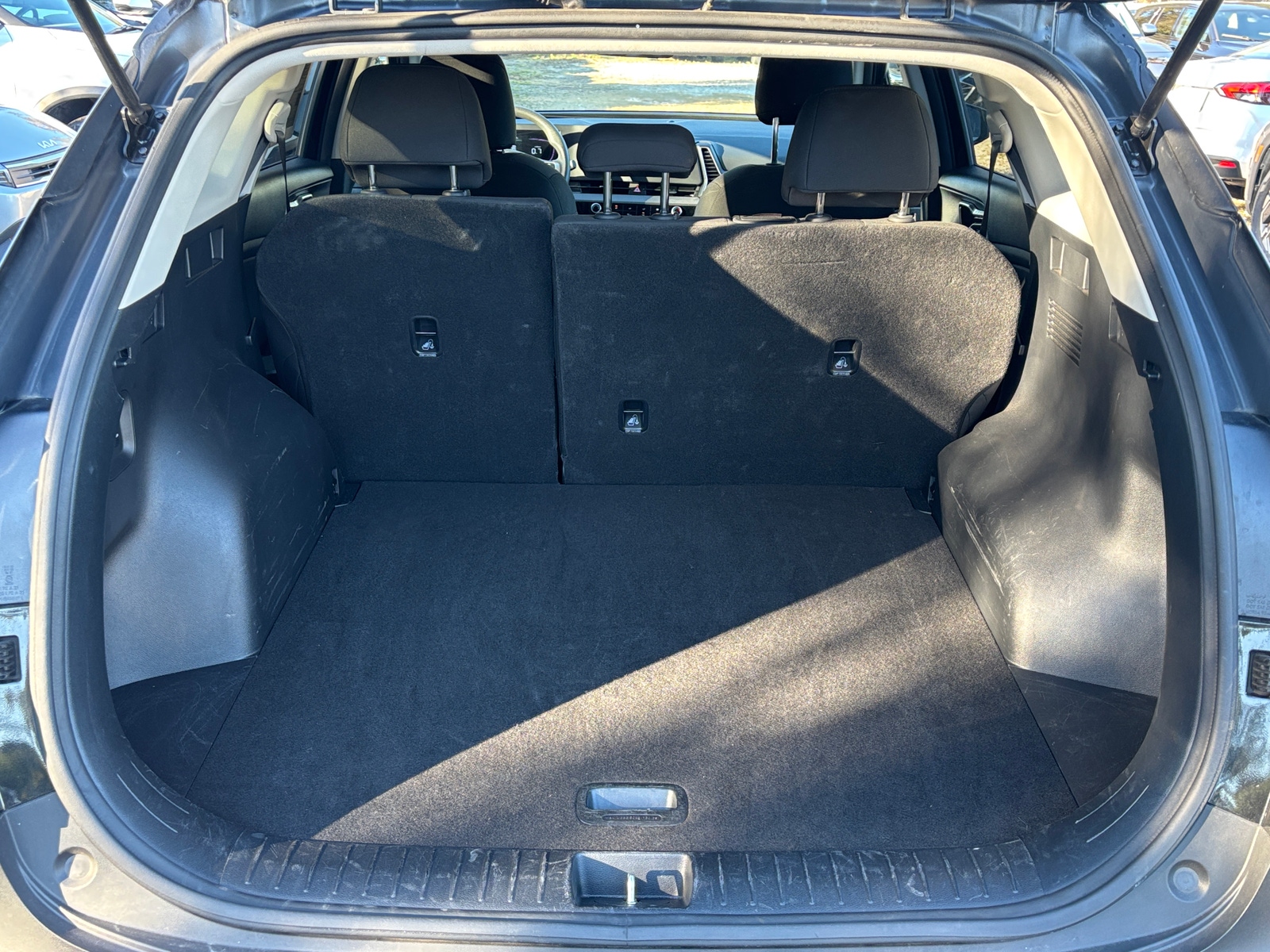 Thumbnail: 2025 Kia Sportage - 6