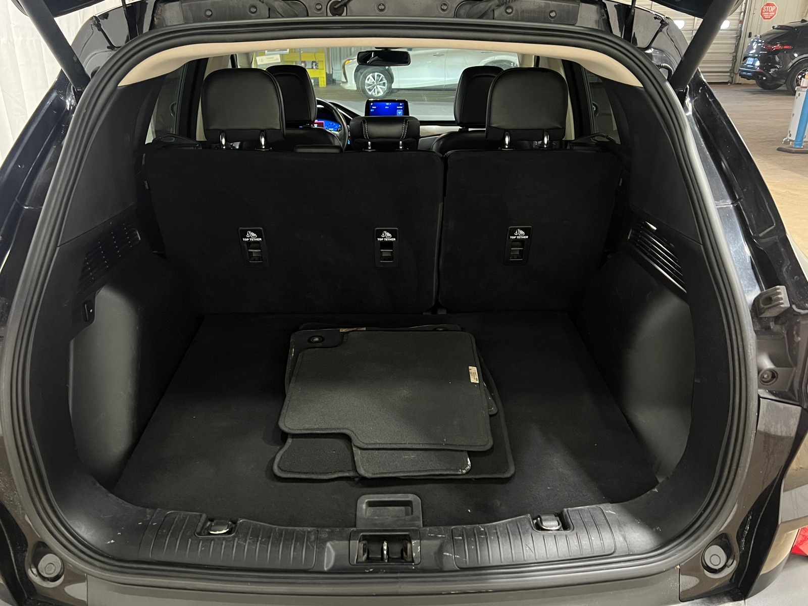 Thumbnail: 2020 Ford Escape - 6