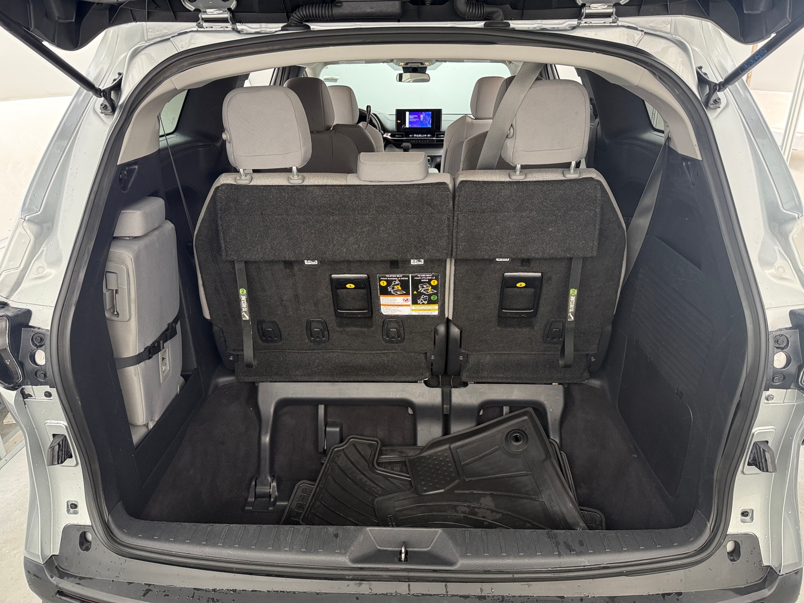 Thumbnail: 2025 Toyota Sienna - 7