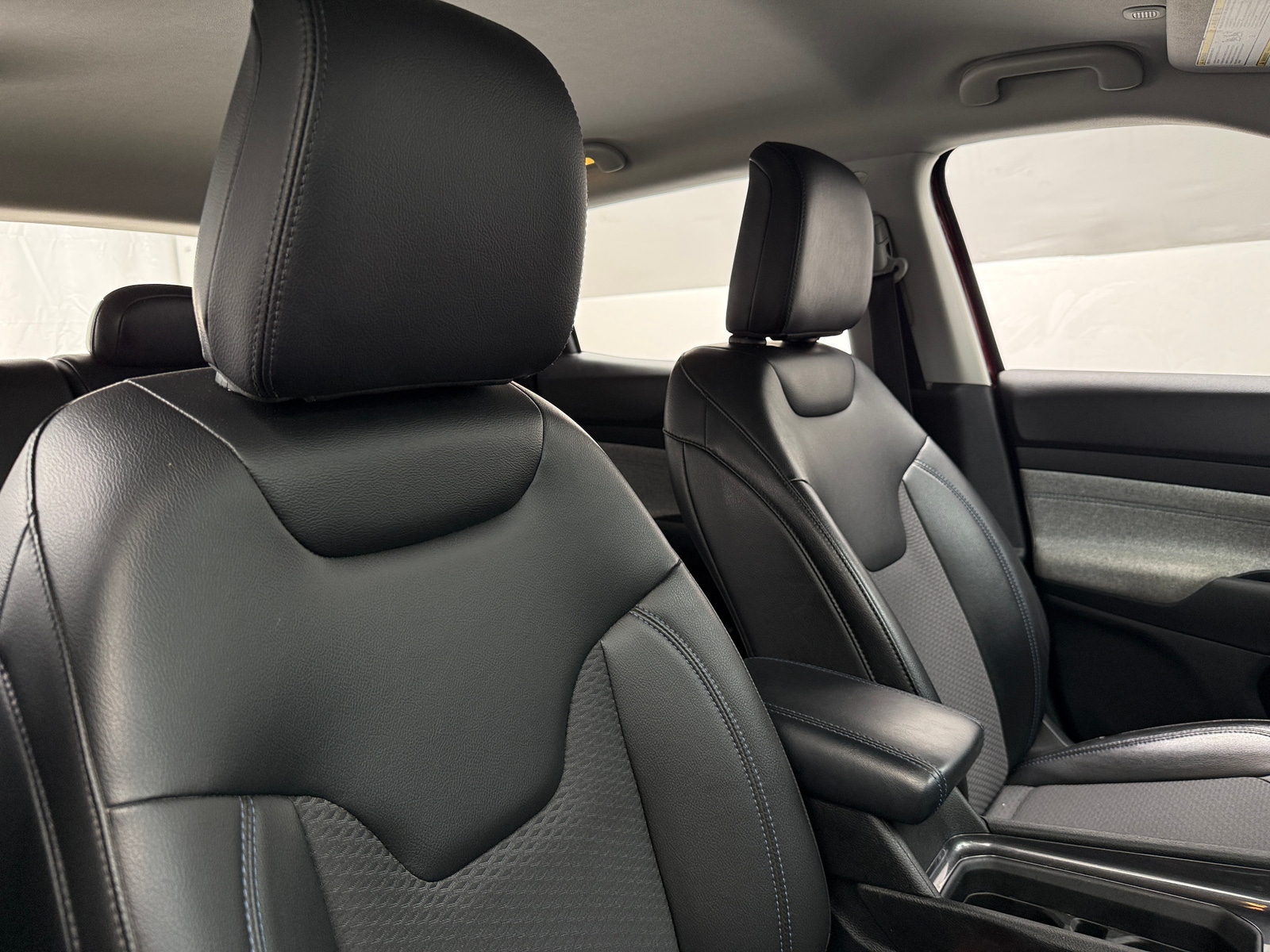 Thumbnail: 2022 Jeep Compass - 2